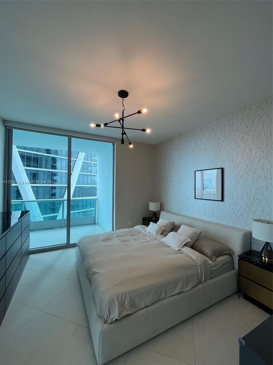 900 Biscayne Blvd #4312, Miami FL 33132