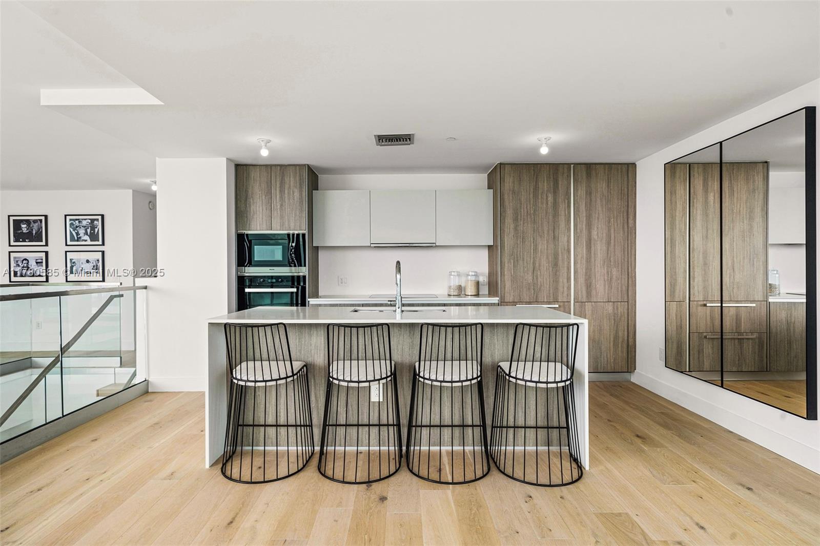 2900 NE 7th Ave #5102, Miami FL 33137