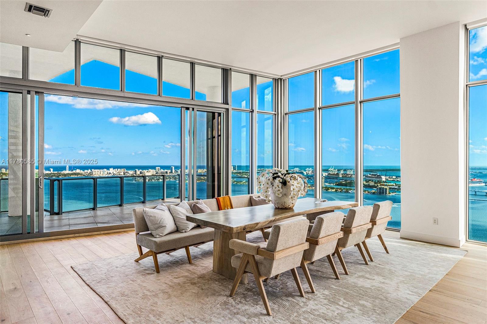 2900 NE 7th Ave #5102, Miami FL 33137