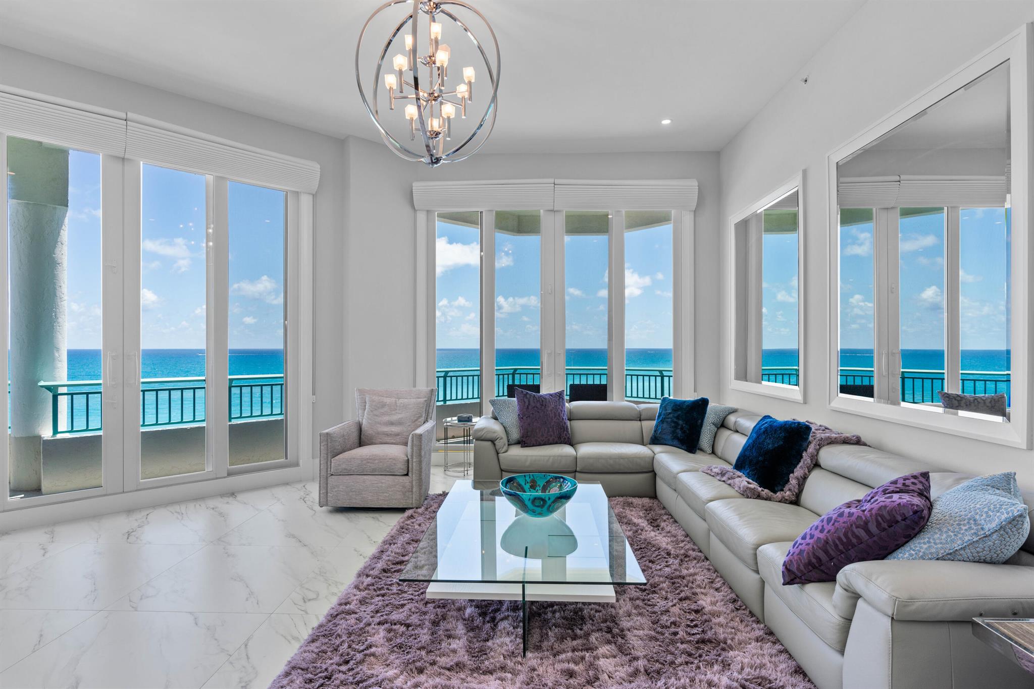 Image to showcase the property located at 2000 S Highway A1a Ph601