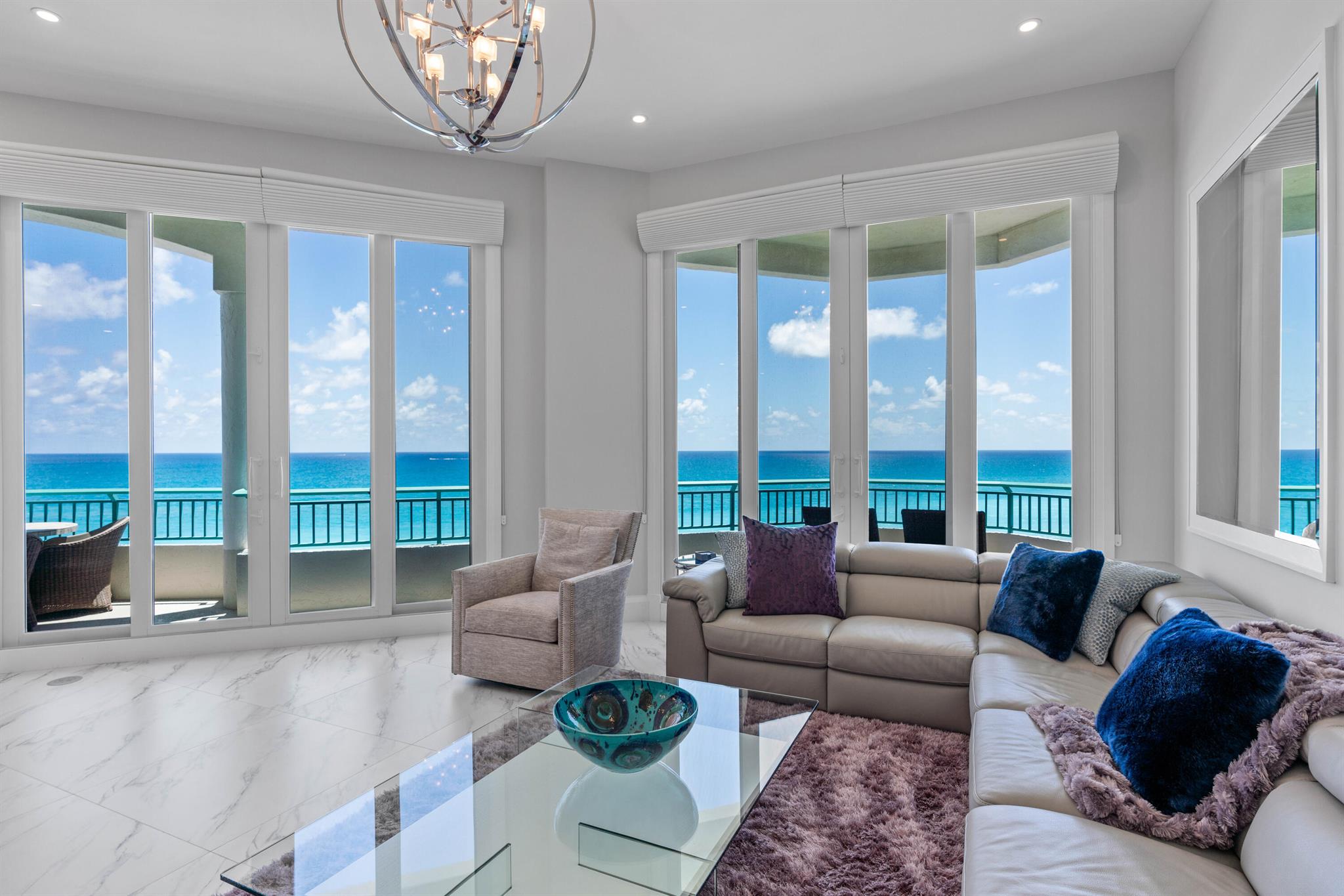 Image to showcase the property located at 2000 S Highway A1a Ph601
