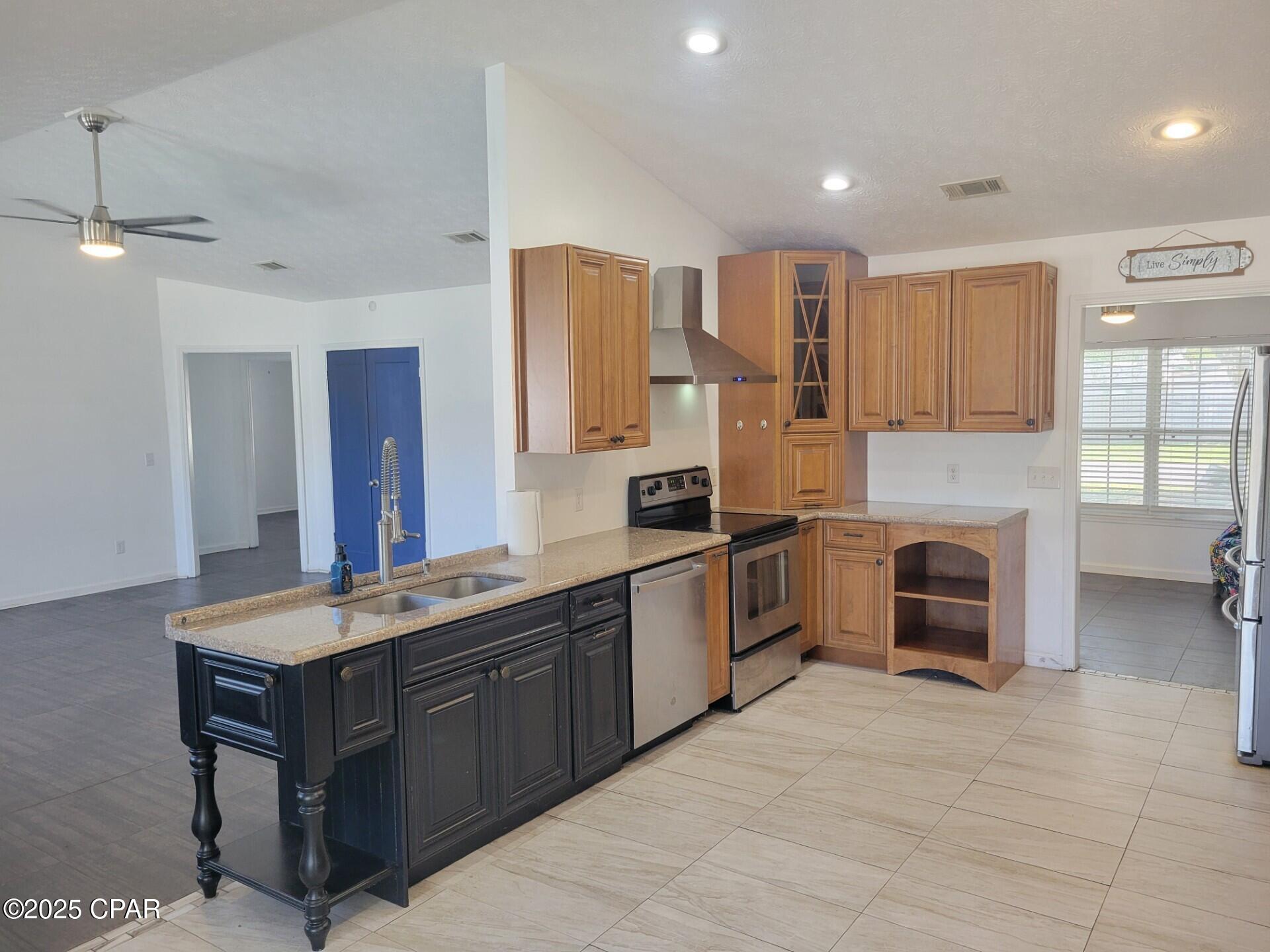 Image 10 For 2205 Crooked Oak Court