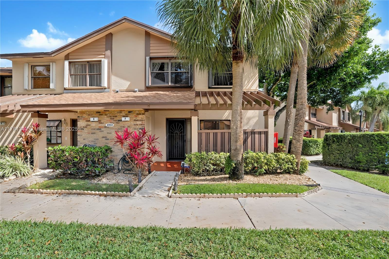 3950 Cocoplum Cir F