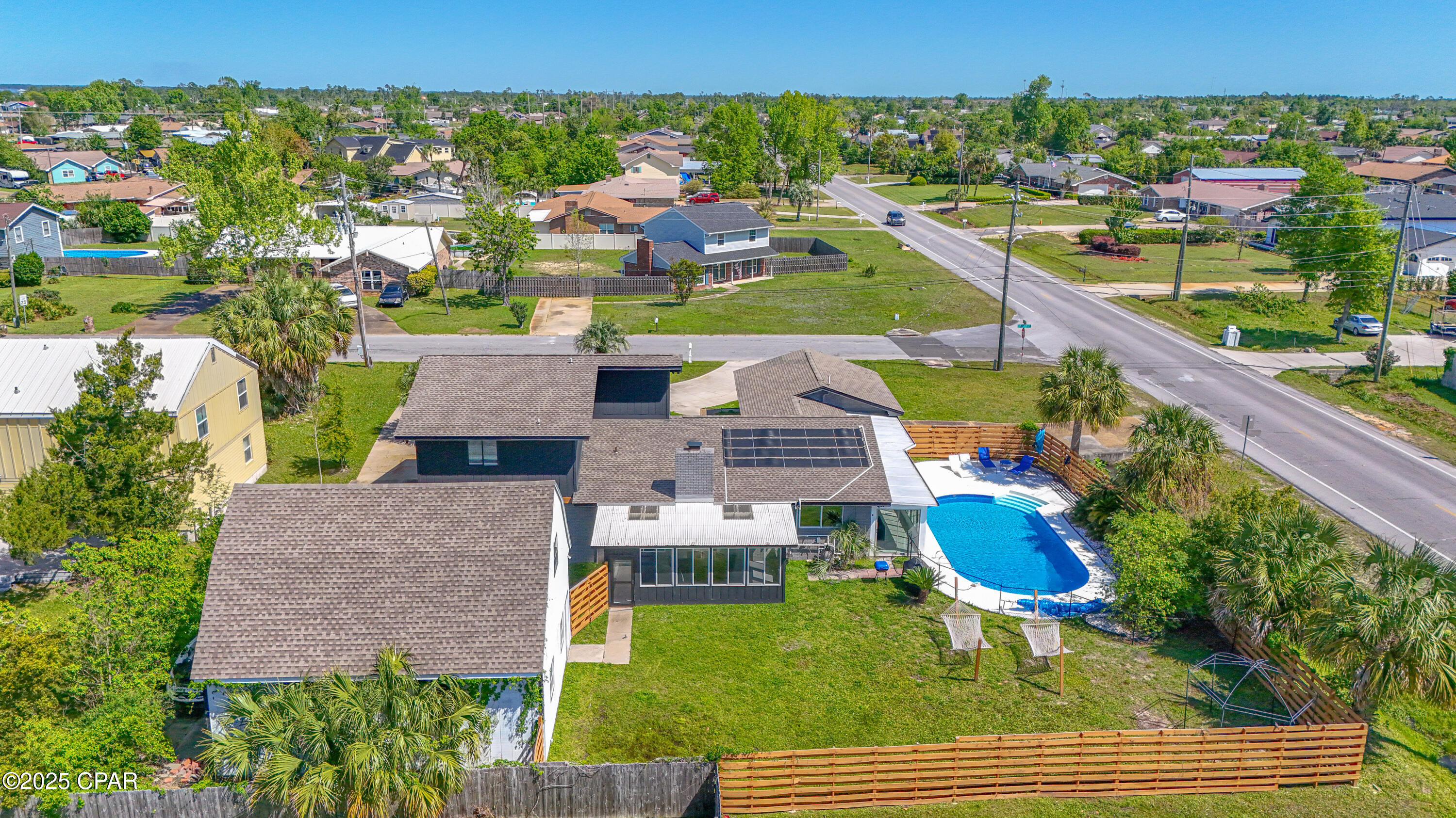 Image 4 For 703 Huntingdon Road