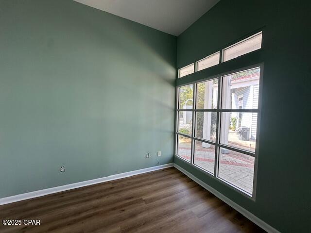 Image 4 For 8317 Front Beach Road 26