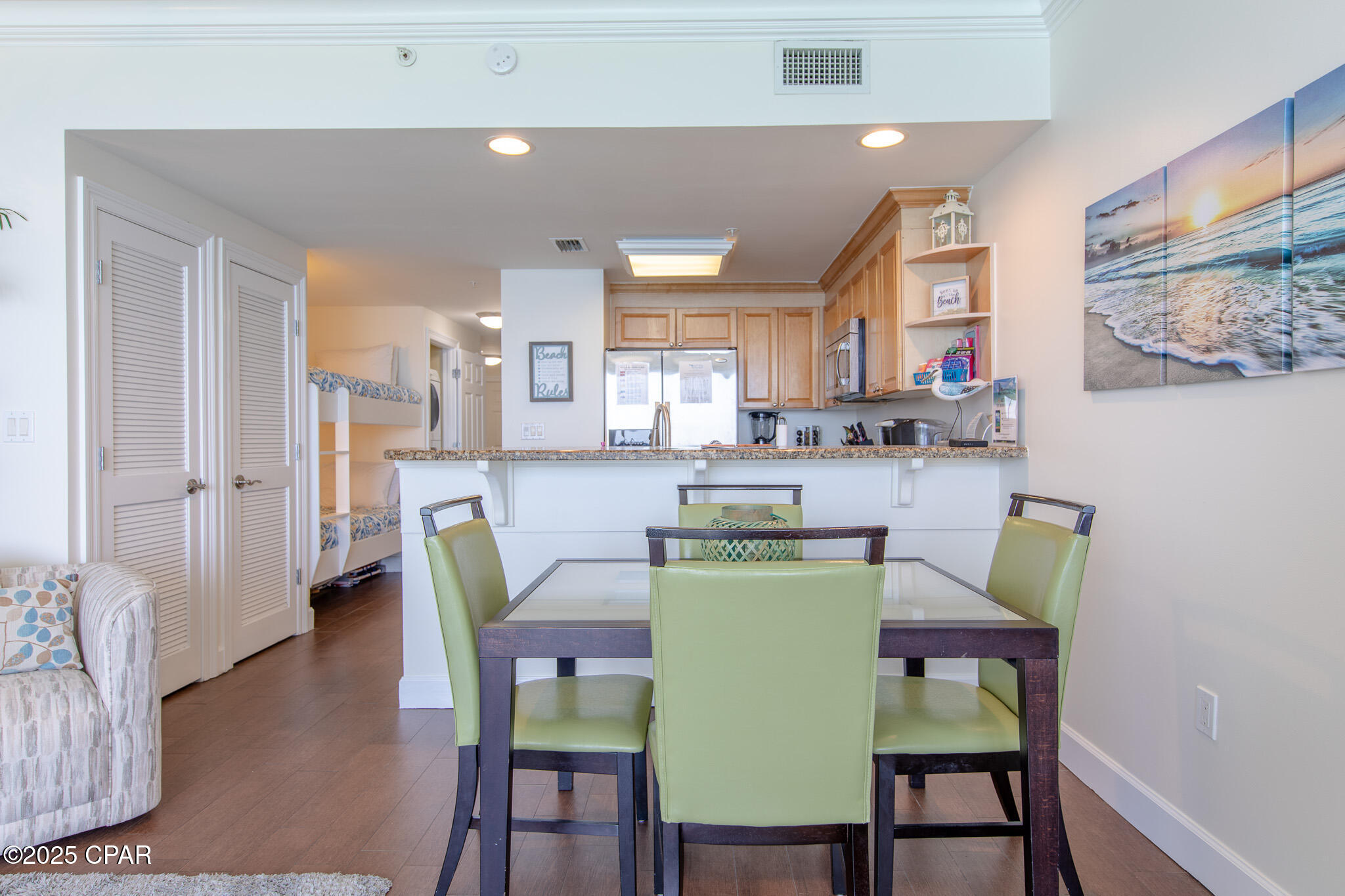 Image 15 For 9450 Thomas Drive 2205d