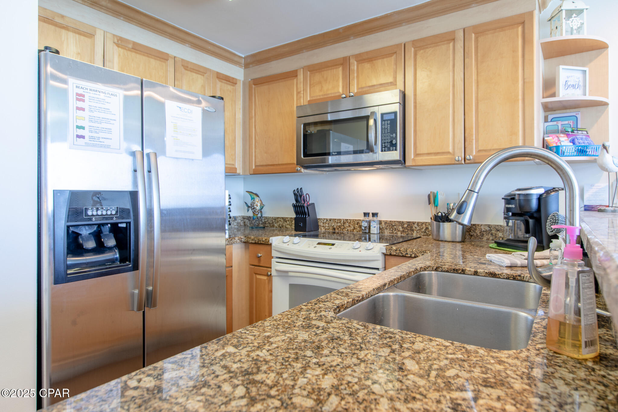 Image 18 For 9450 Thomas Drive 2205d