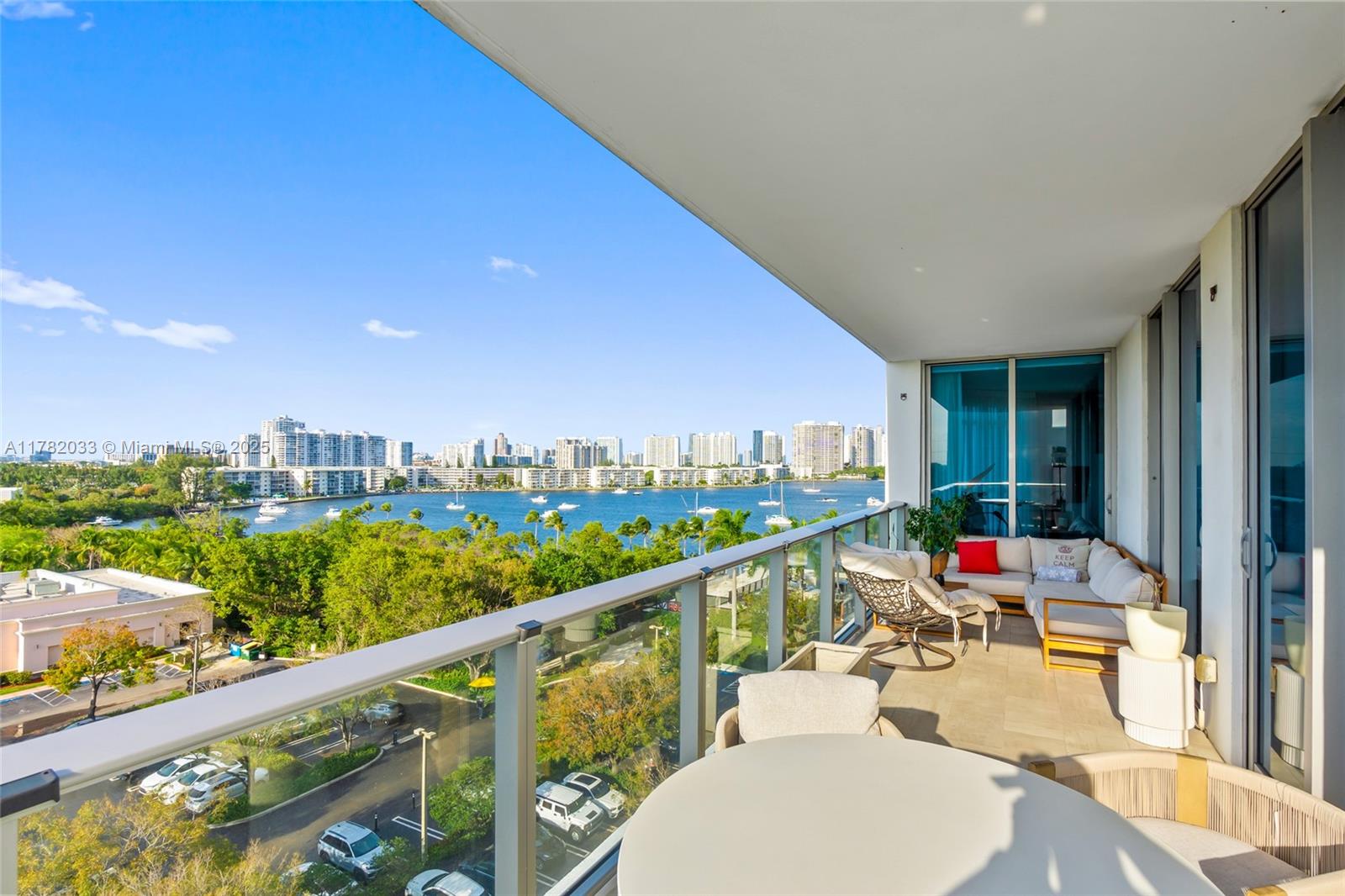 Apartamento en Venta en North Miami Beach, FL