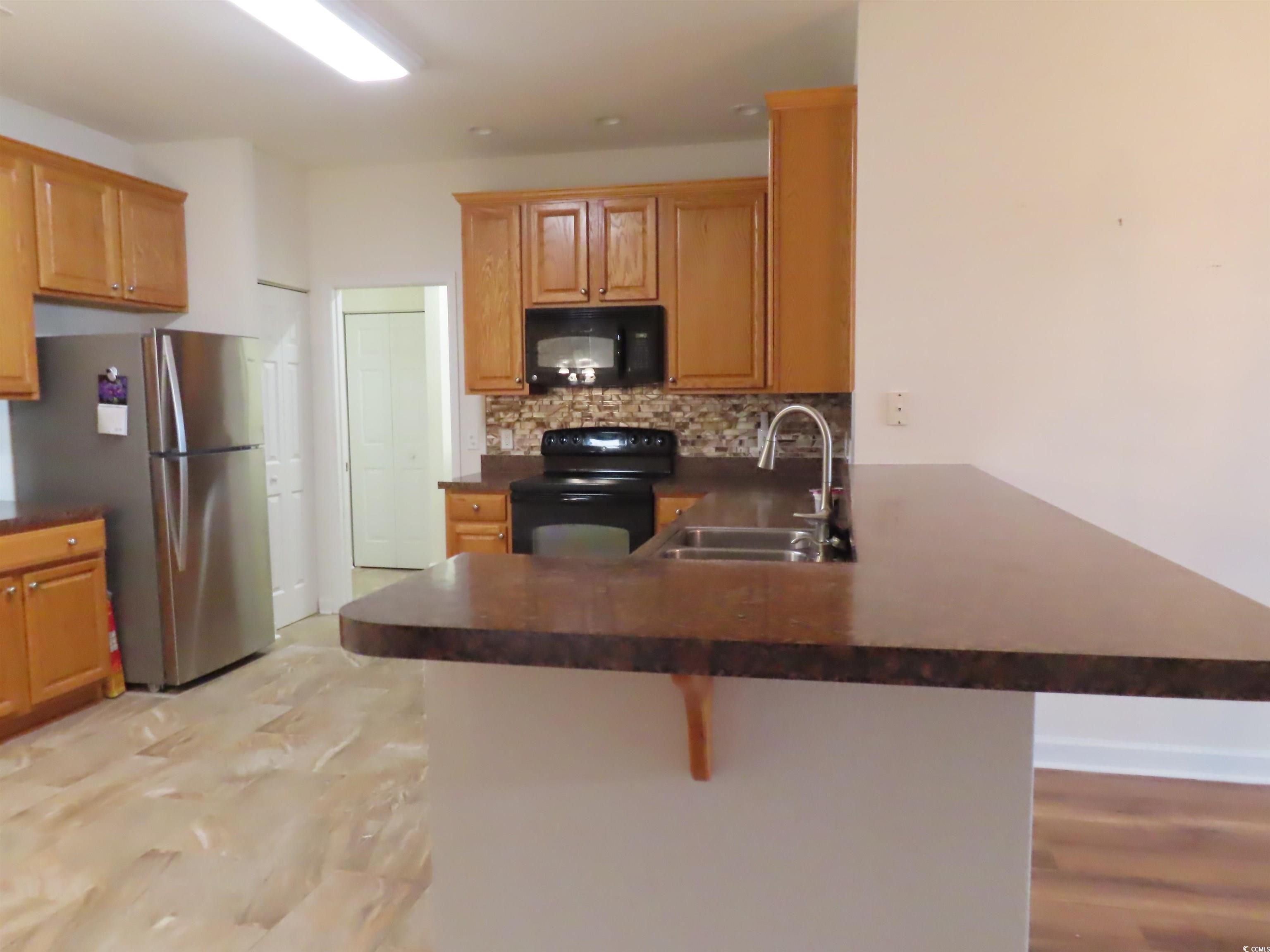 819 Brookline Dr.