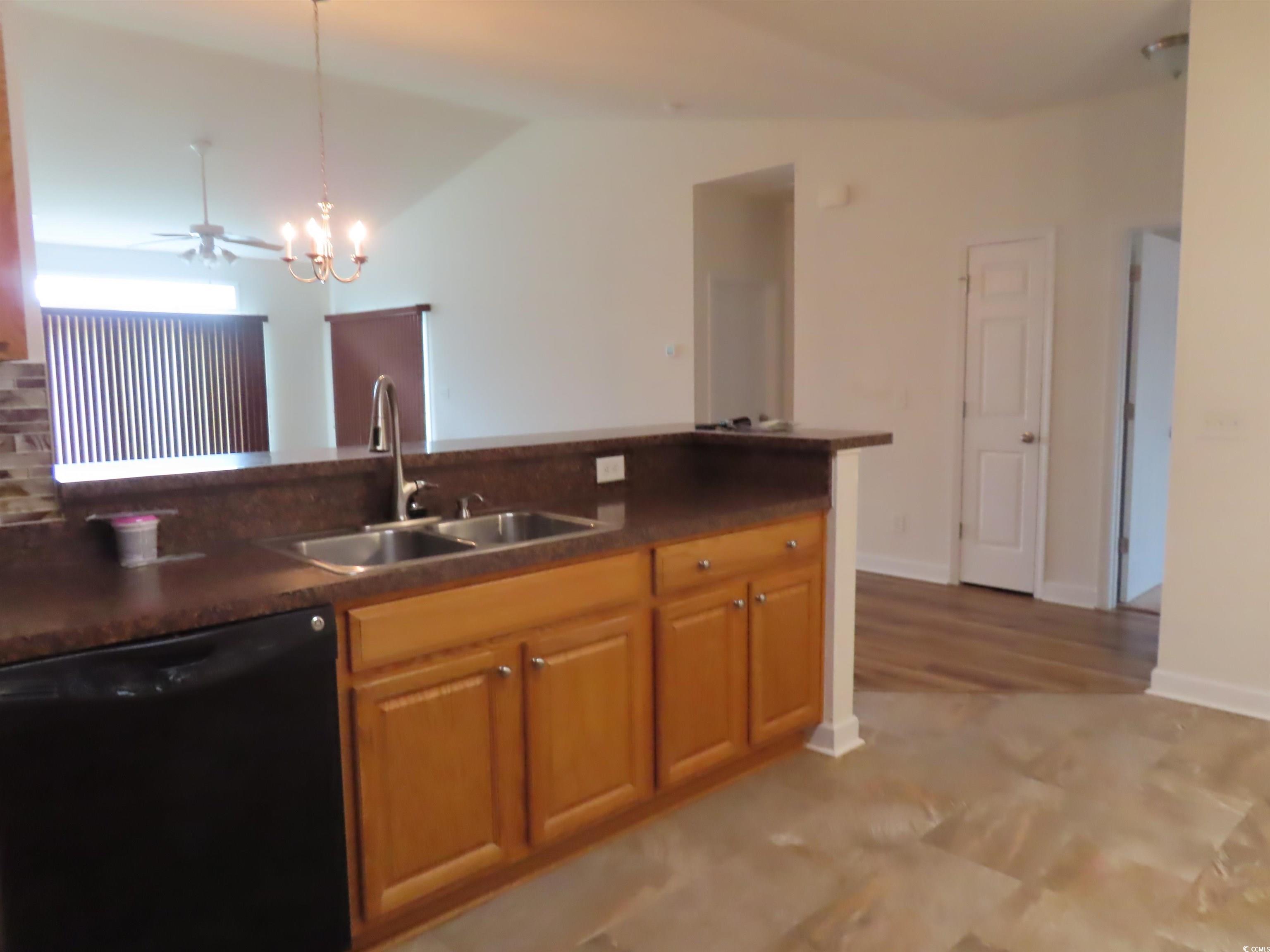 819 Brookline Dr.