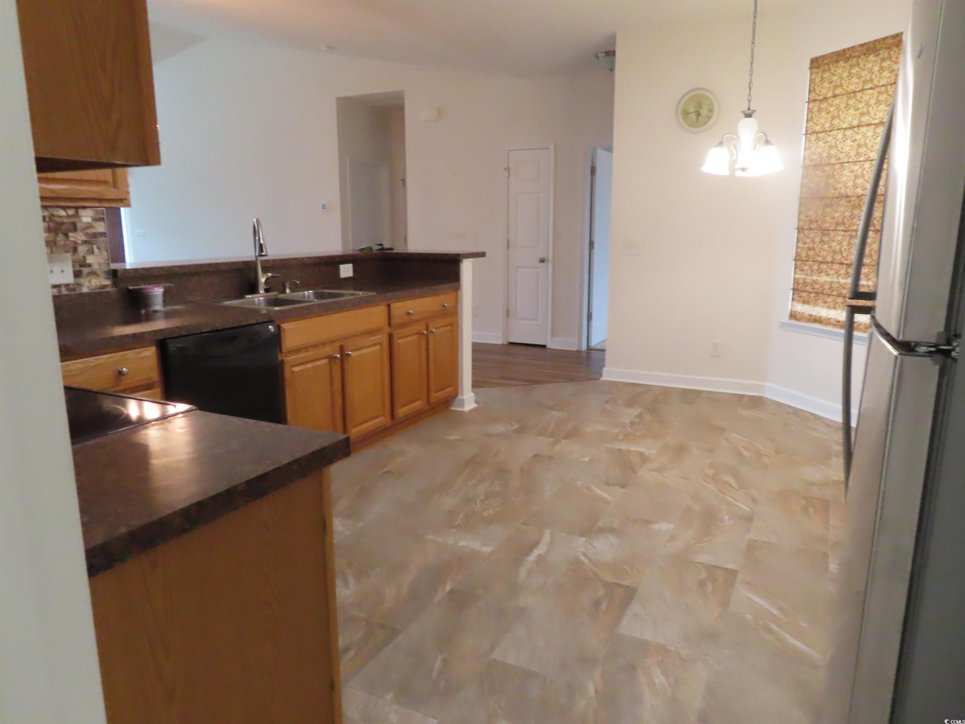 819 Brookline Dr.
