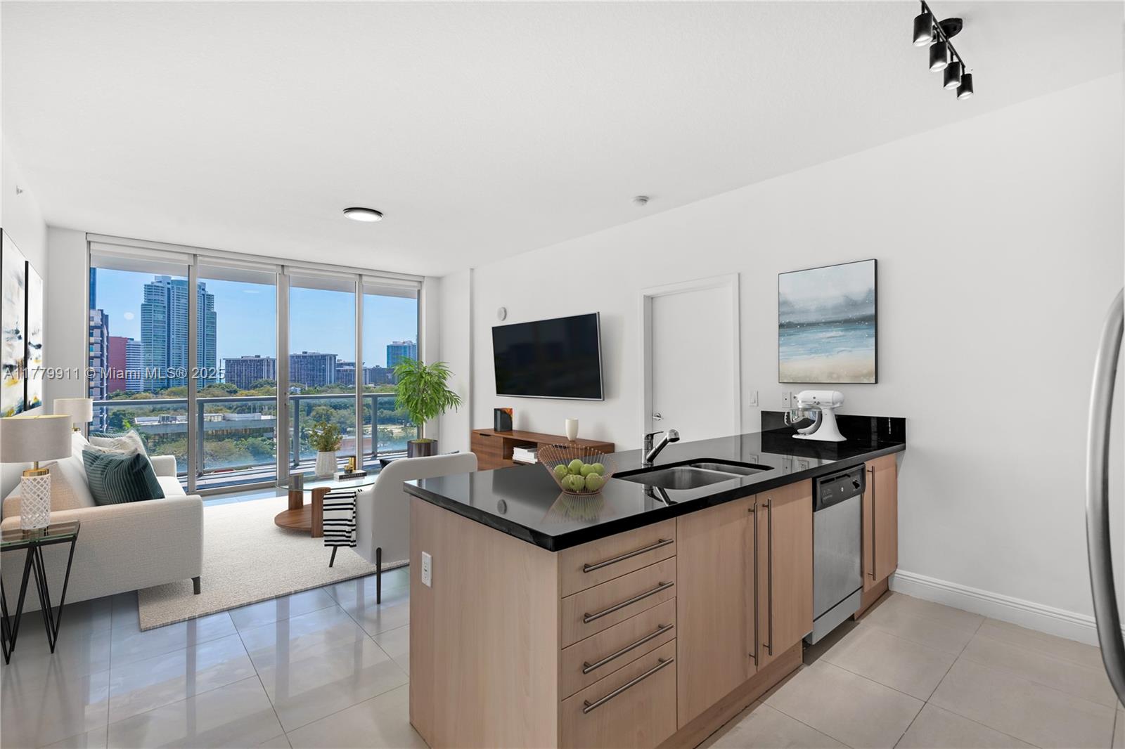 Apartamento à Venda em Miami, FL