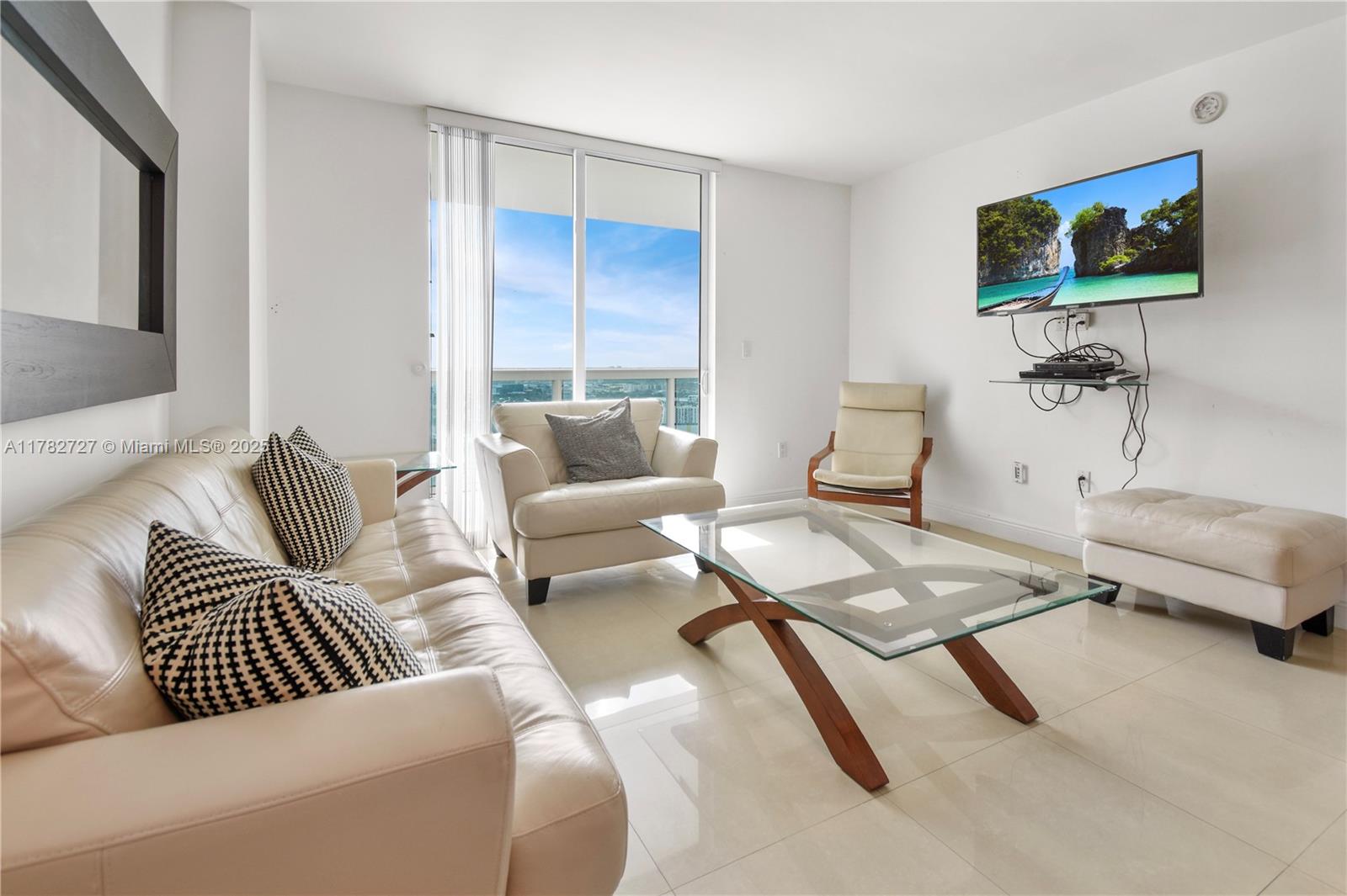 1800 N Bayshore Dr #3708, Miami FL 33132