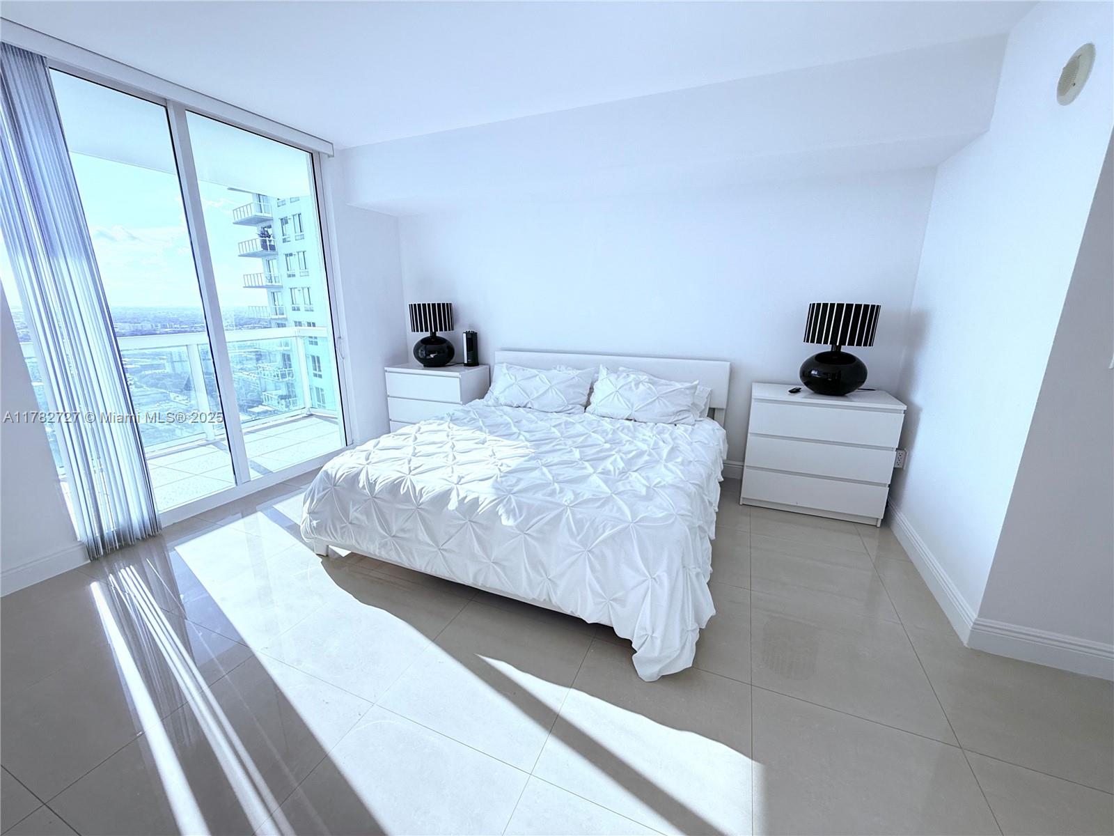 1800 N Bayshore Dr #3708, Miami FL 33132