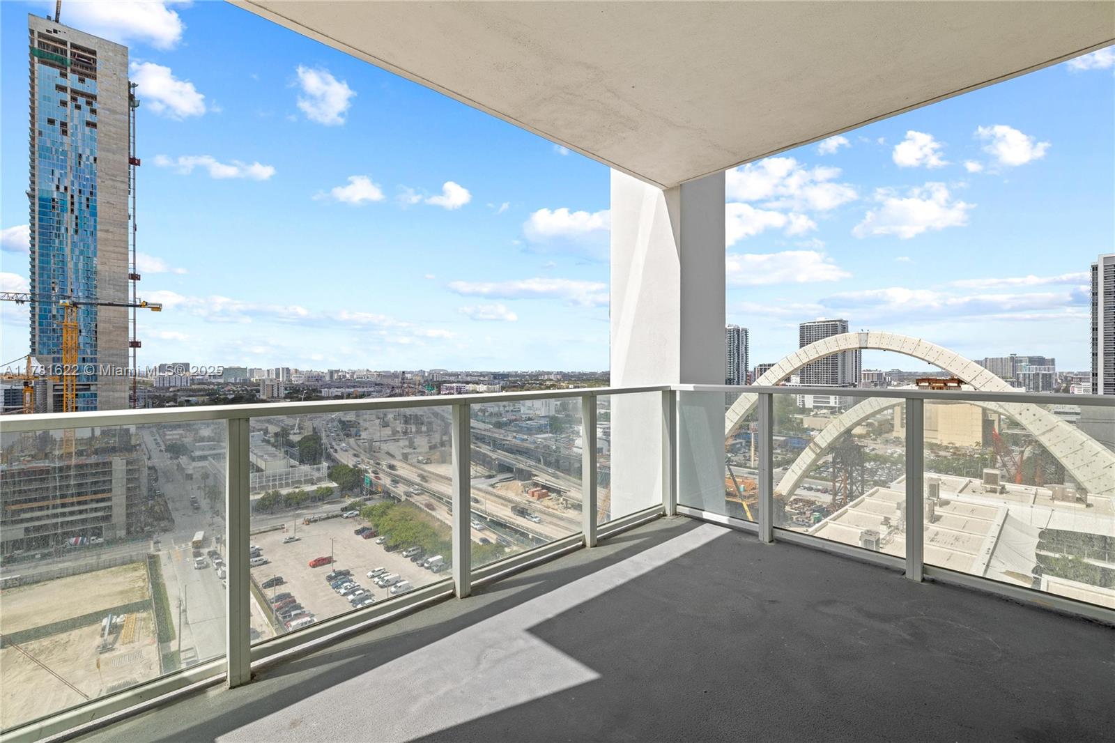 1040 Biscayne Blvd #1706, Miami FL 33132