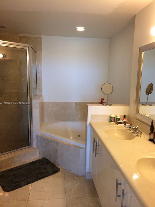 7900 HARBOR ISLAND DR #702, North Bay Village FL 33141