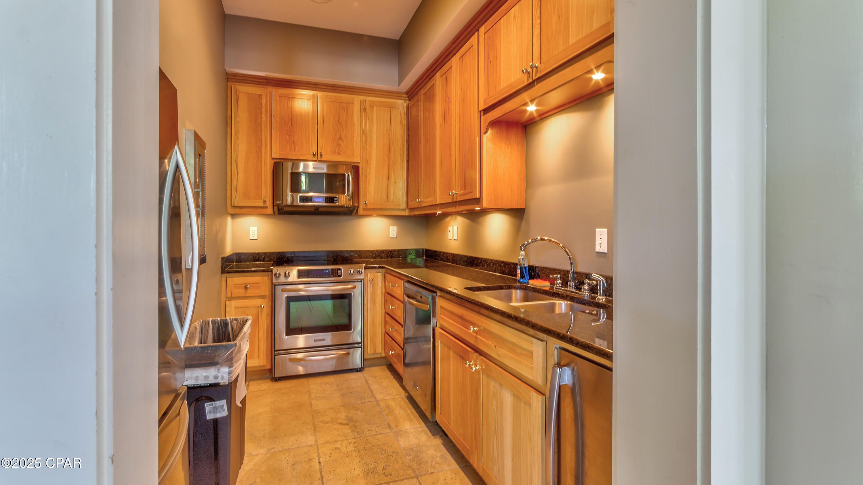 Image 72 For 405 Savannah Park Way