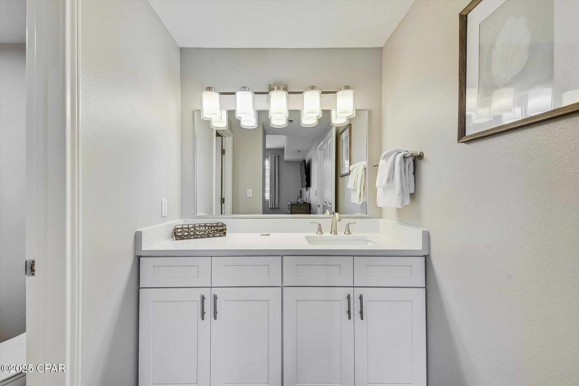 Image 15 For 9900 Thomas Drive 2028