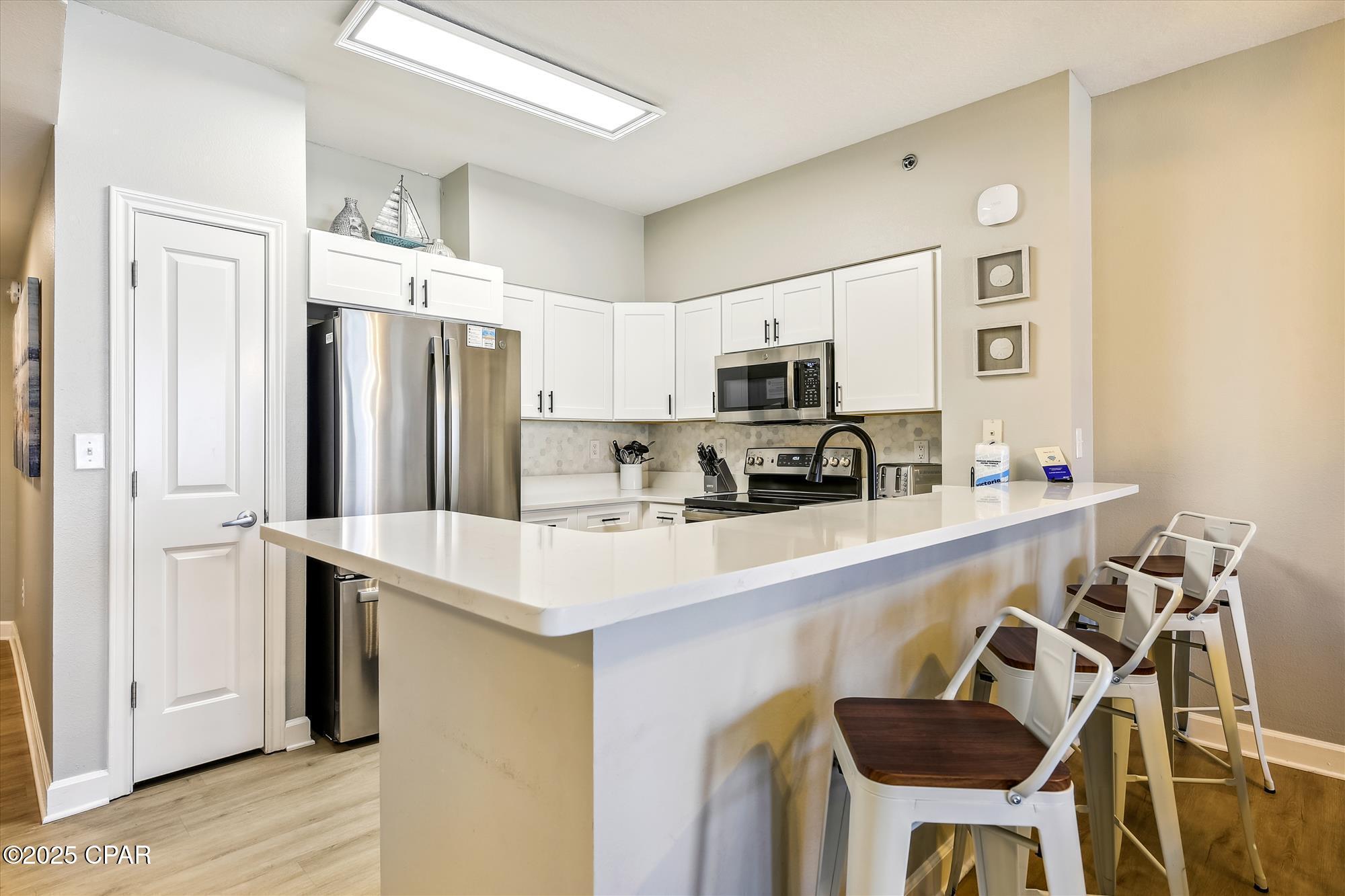 Image 7 For 9900 Thomas Drive 2028