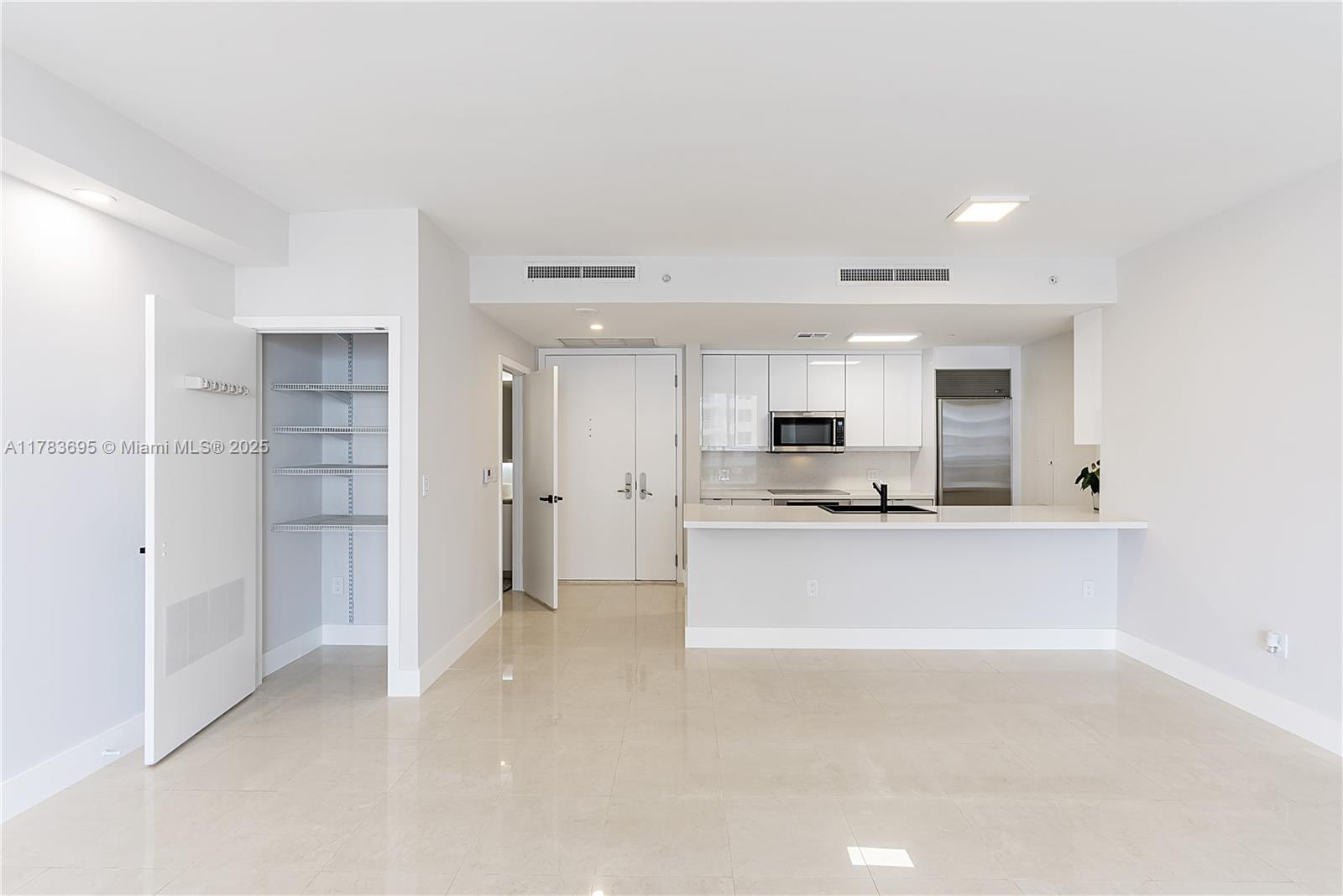 901 Brickell Key Blvd #2902, Miami FL 33131