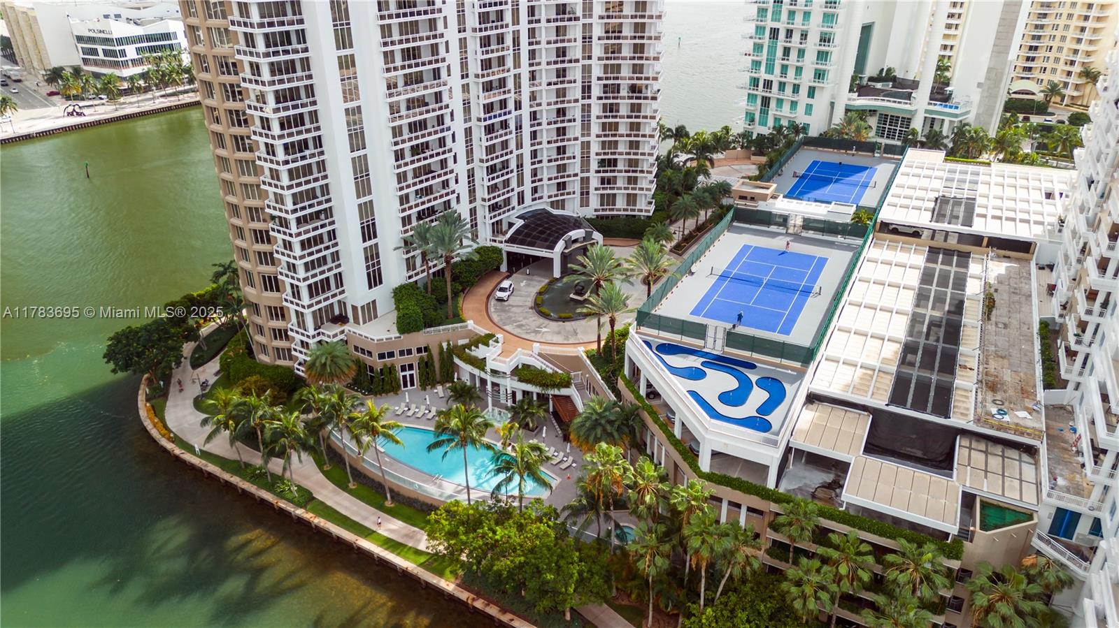 901 Brickell Key Blvd #2902, Miami FL 33131