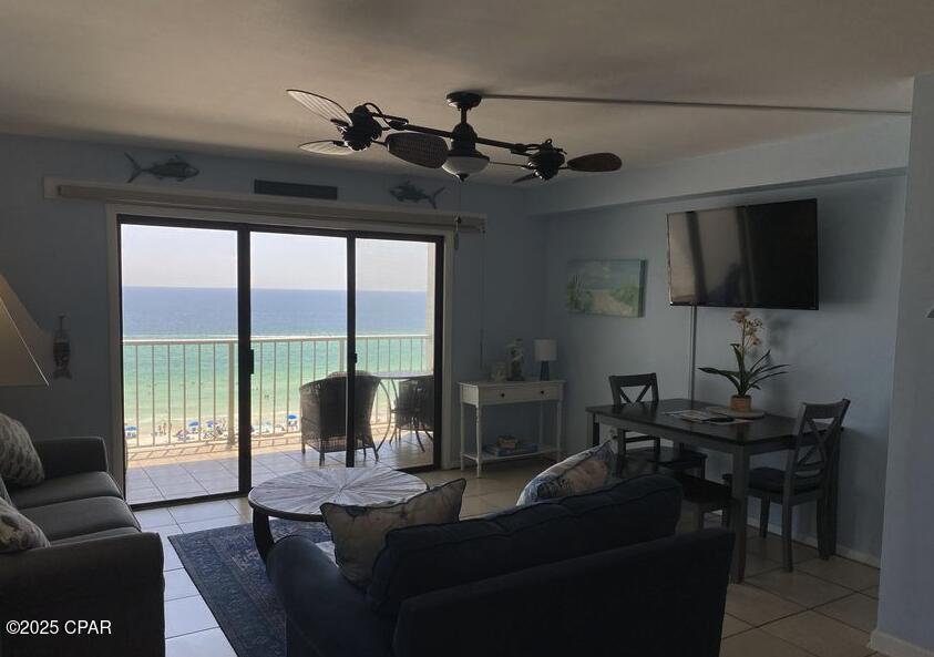 Image 15 For 8743 Thomas Drive 916