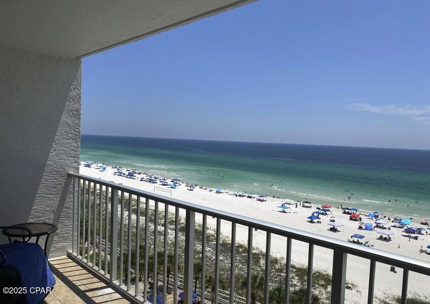 Image 4 For 8743 Thomas Drive 916