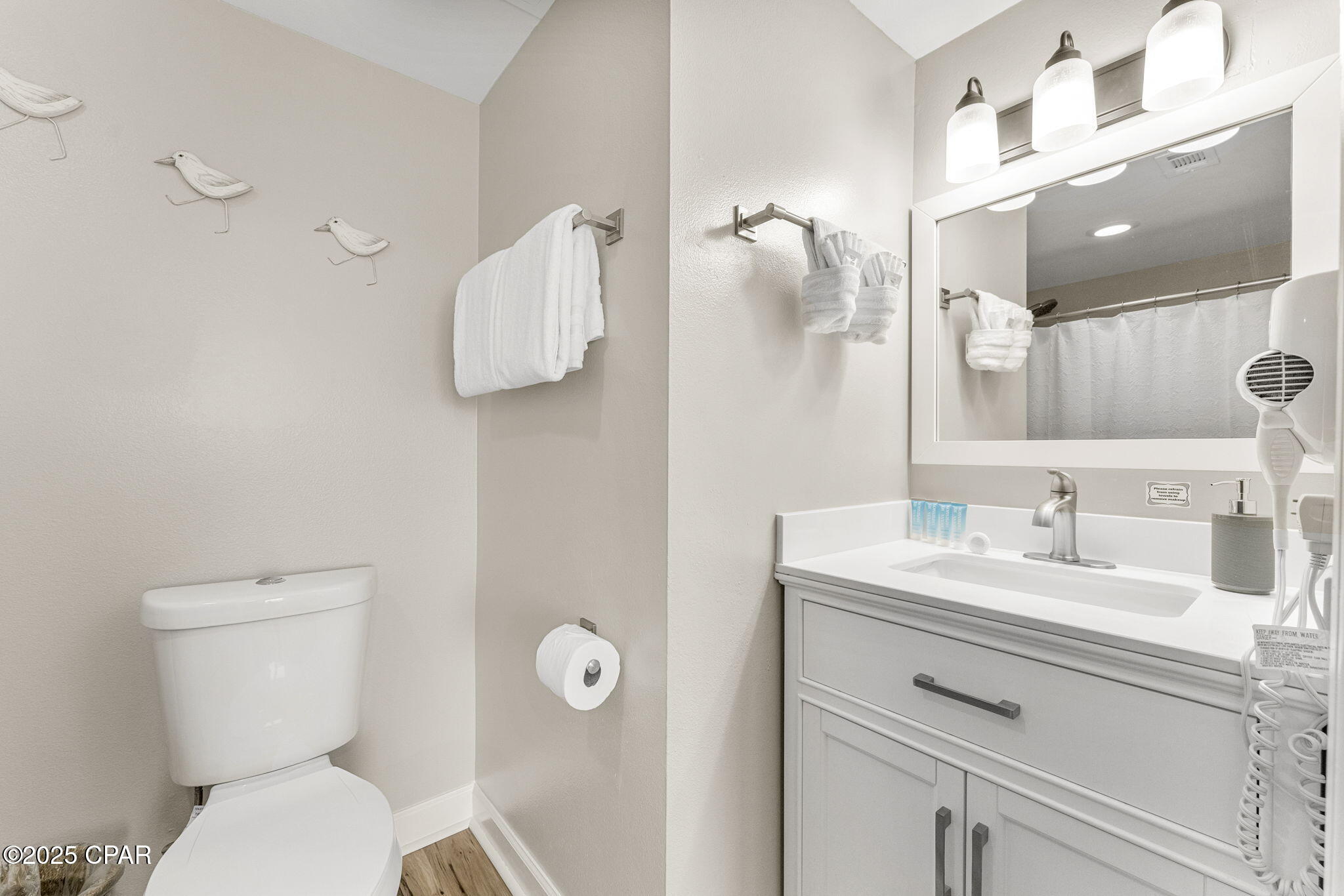 Image 16 For 9900 Thomas Drive 2207
