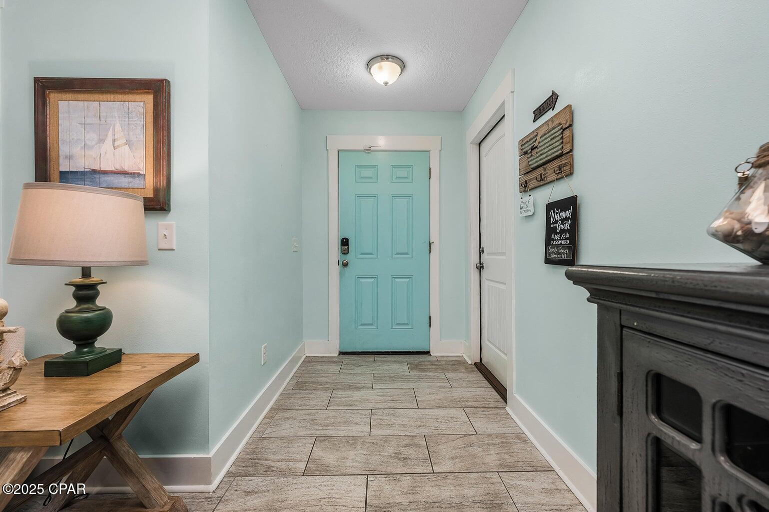 Image 10 For 22520 Hilltop Avenue
