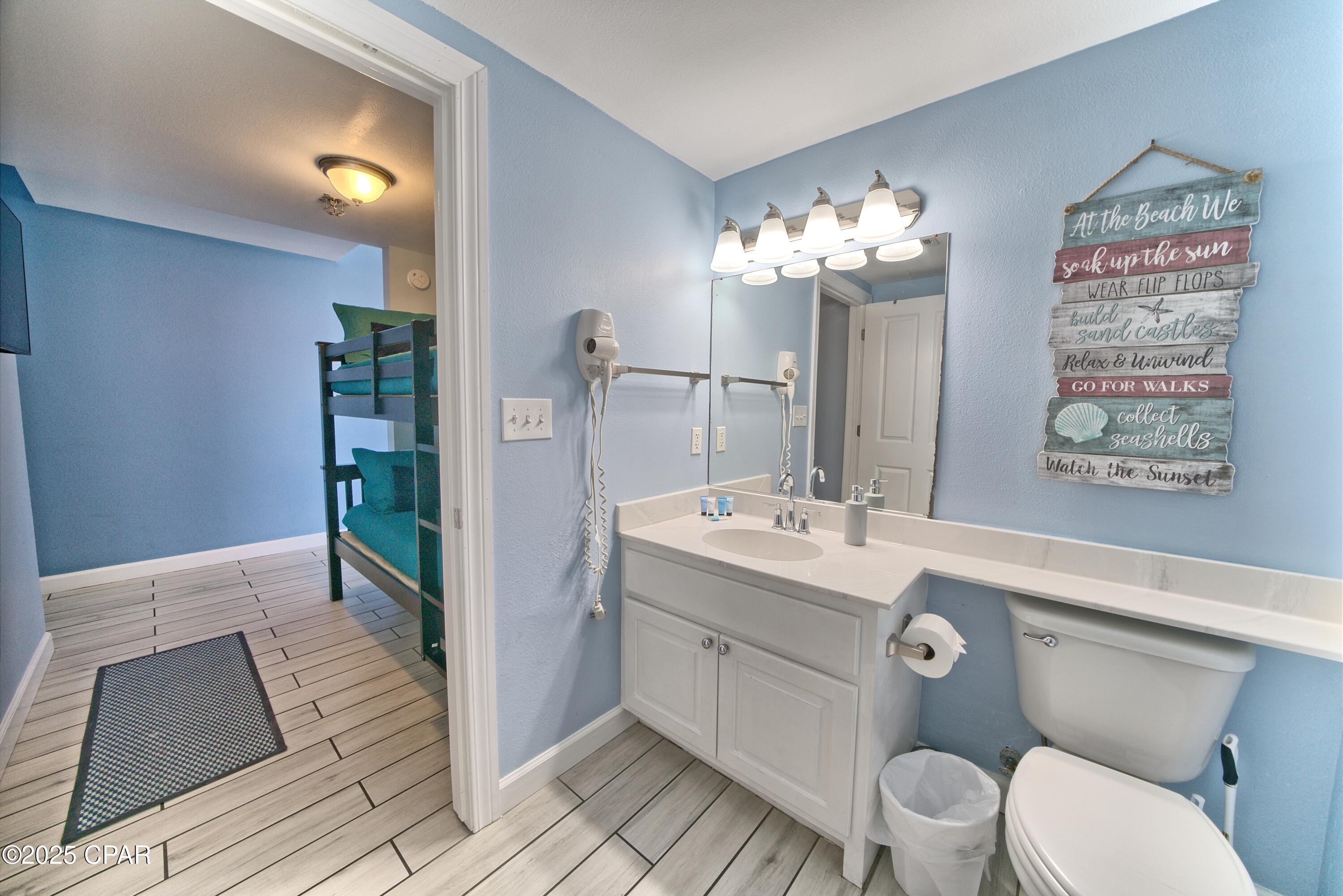 Image 23 For 9900 Thomas Drive 1009