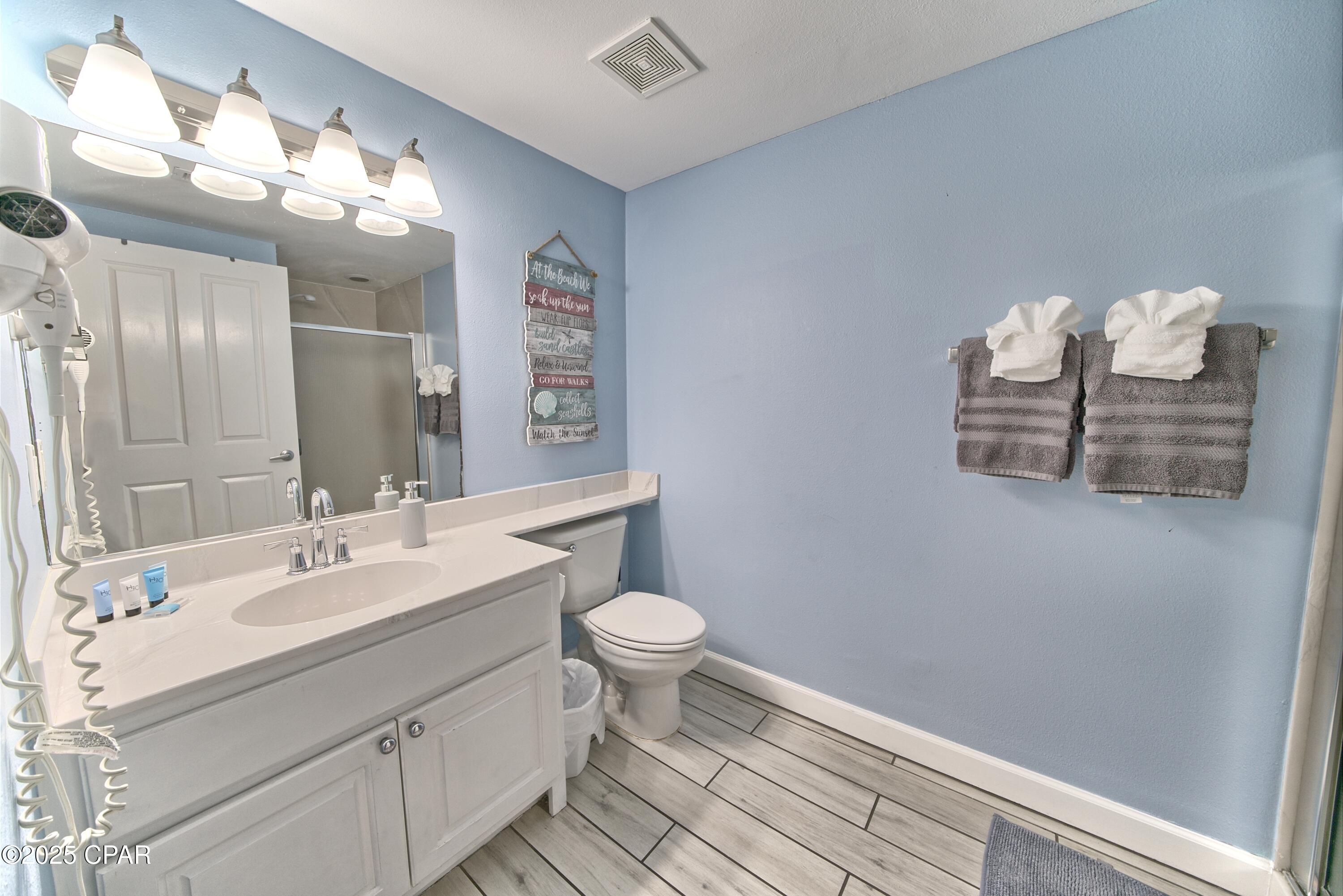 Image 24 For 9900 Thomas Drive 1009