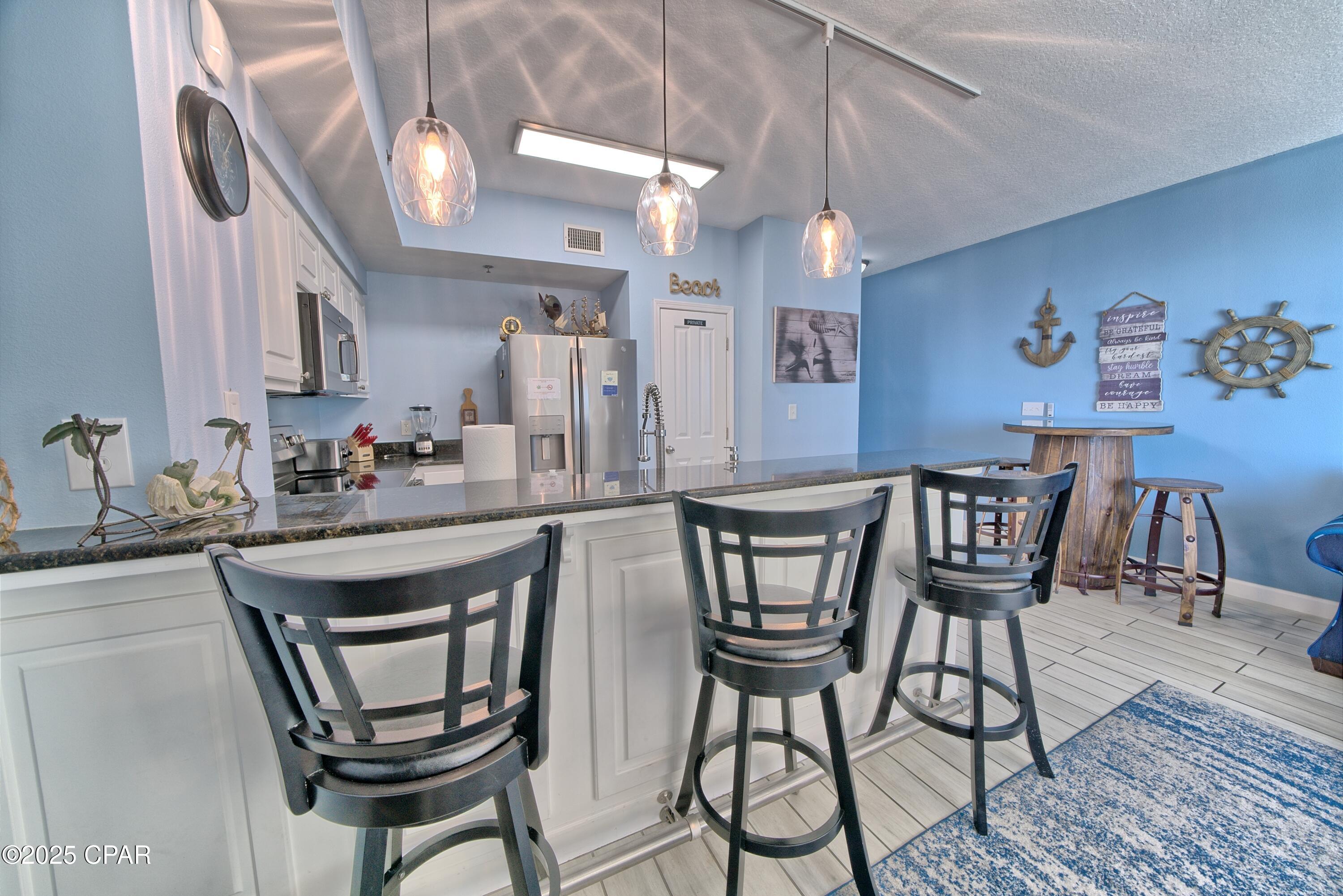 Image 6 For 9900 Thomas Drive 1009