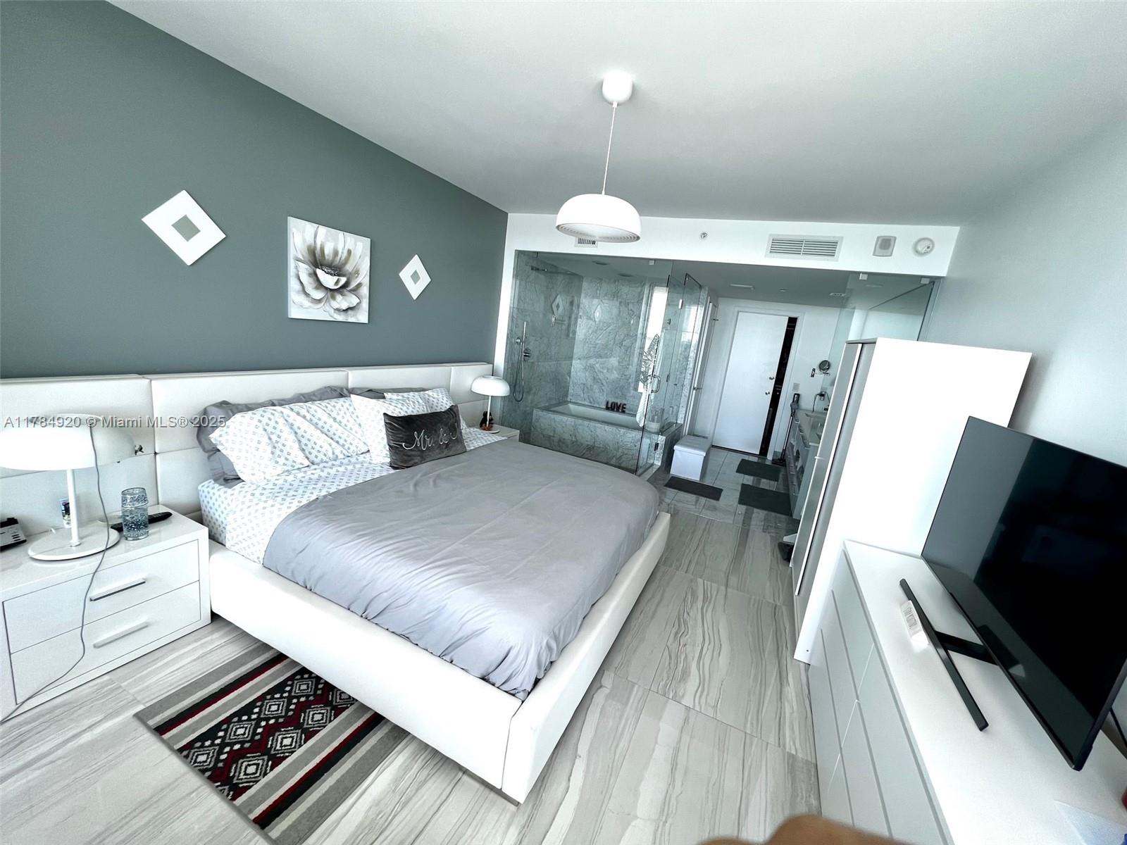 3131 NE 7th Ave #1404, Miami FL 33137