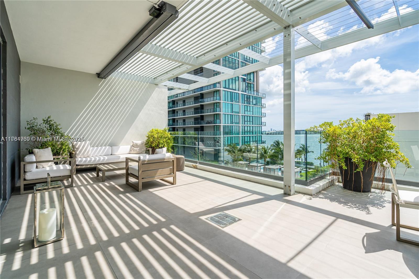 Apartamento en Venta en Miami, FL