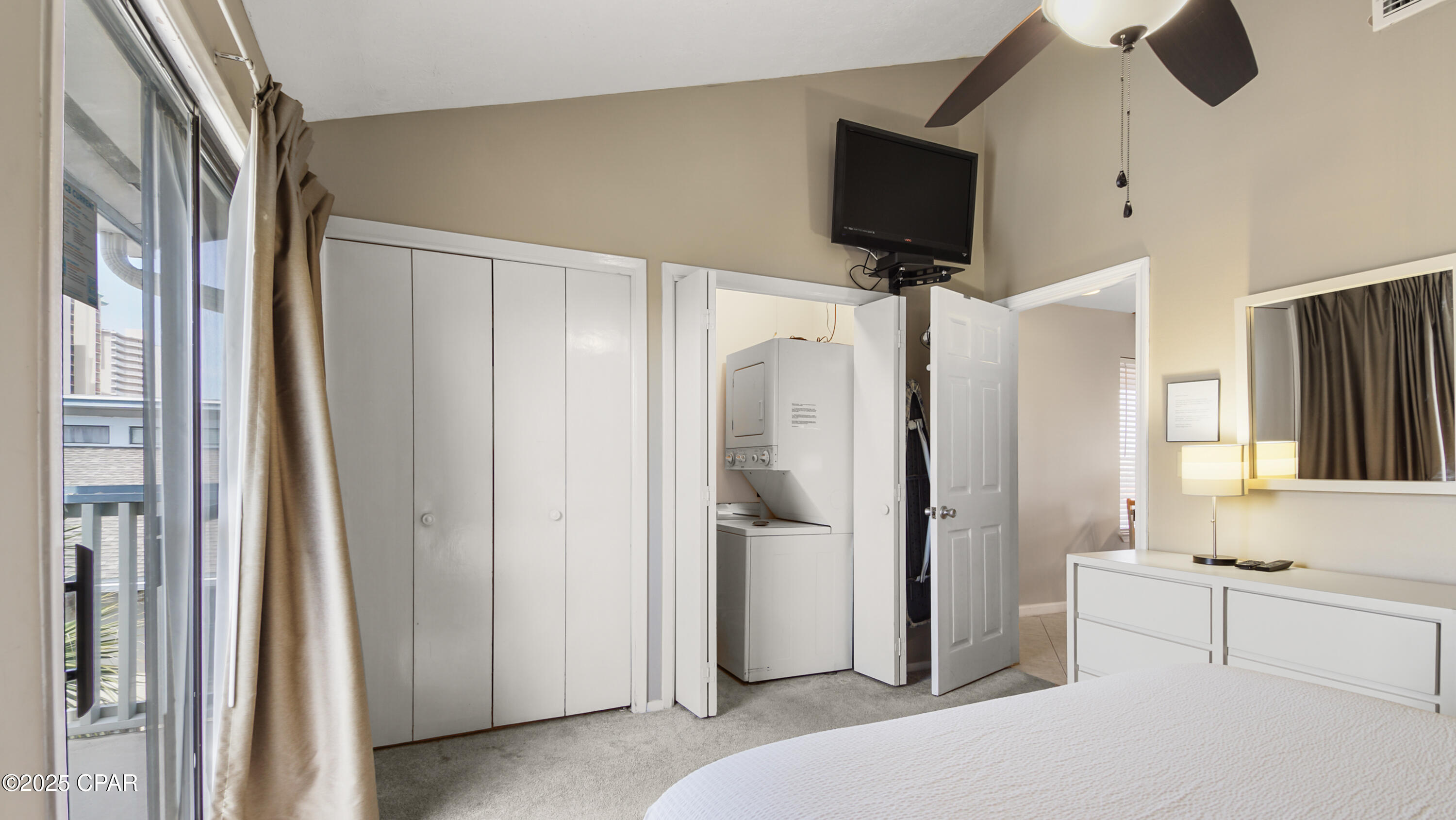 Image 15 For 6829 Thomas Drive 409
