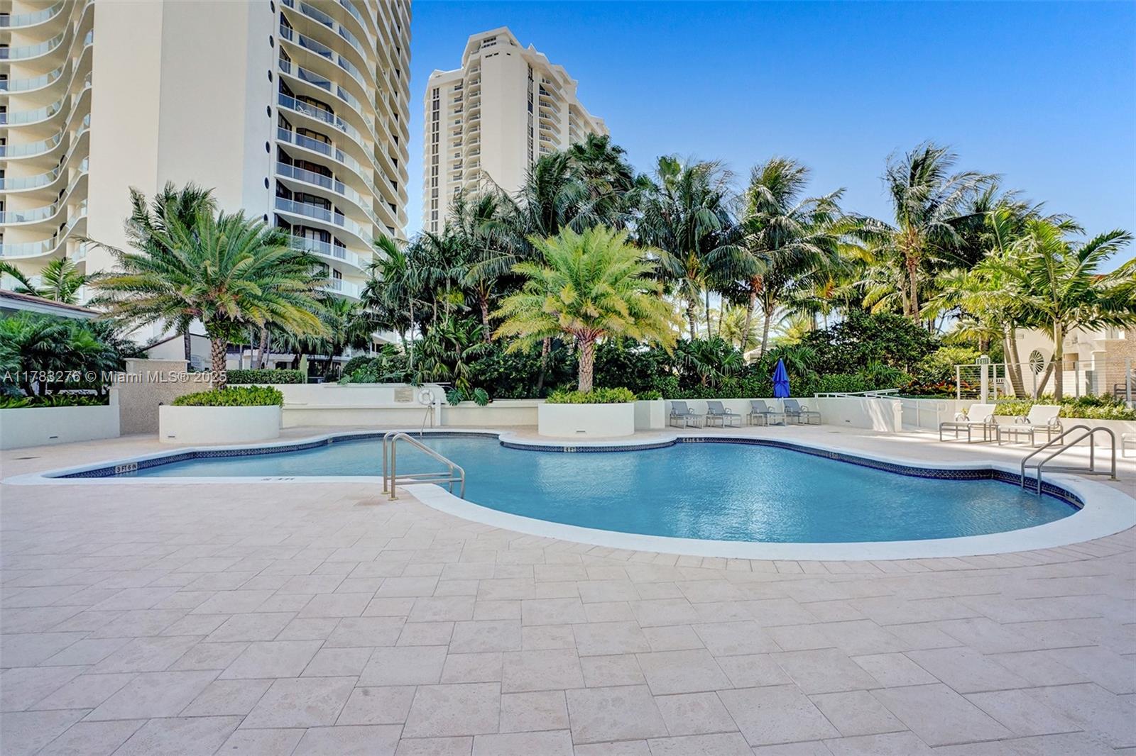 3000 Island Blvd #2004, Aventura FL 33160