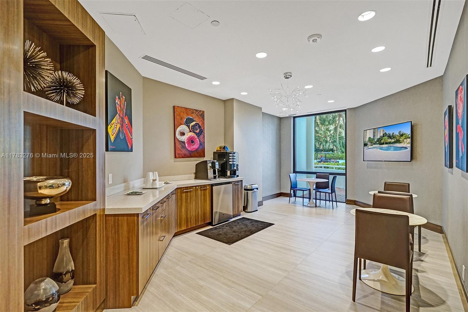 3000 Island Blvd #2004, Aventura FL 33160