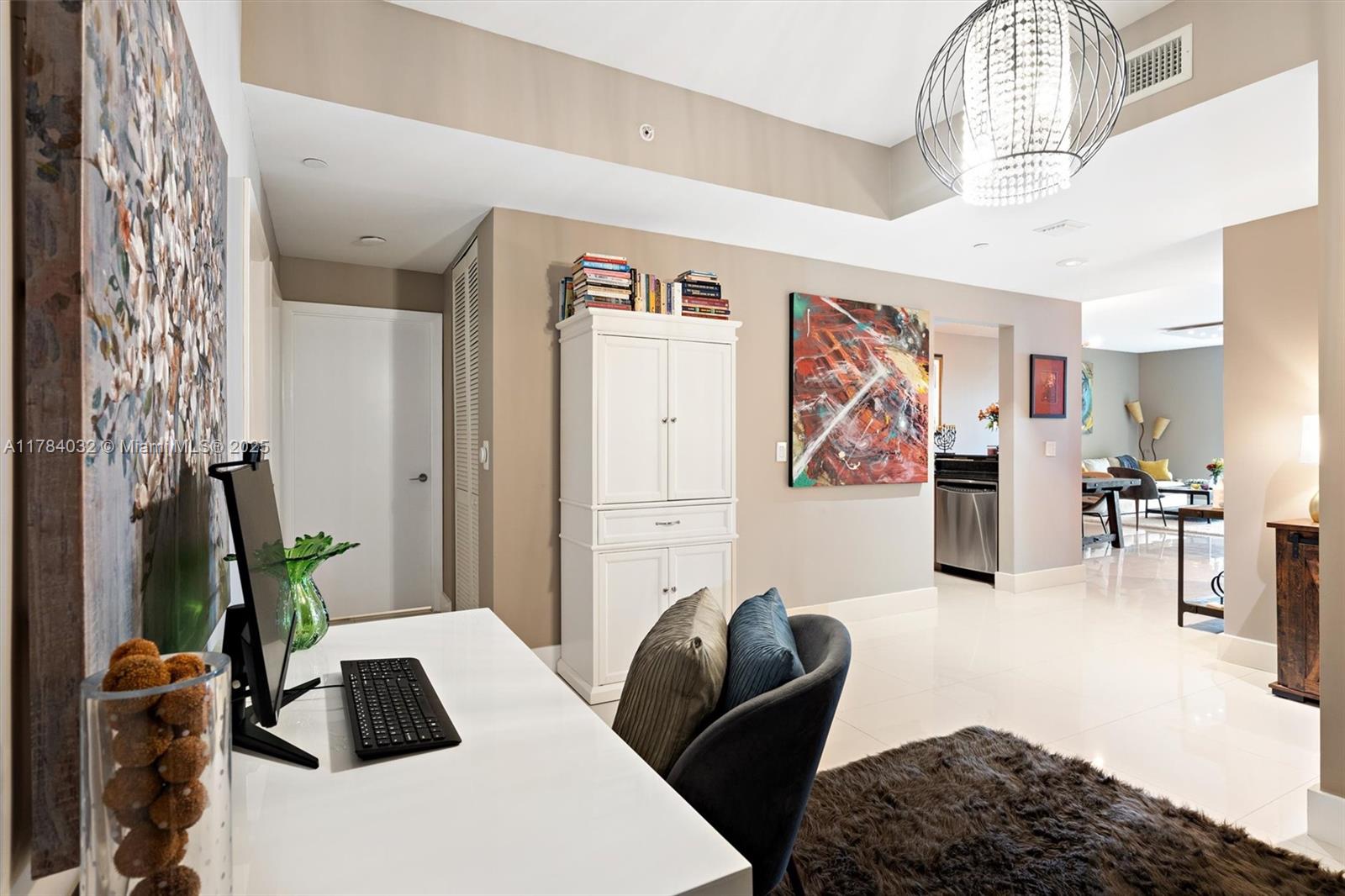 3340 NE 190th St #404, Aventura FL 33180