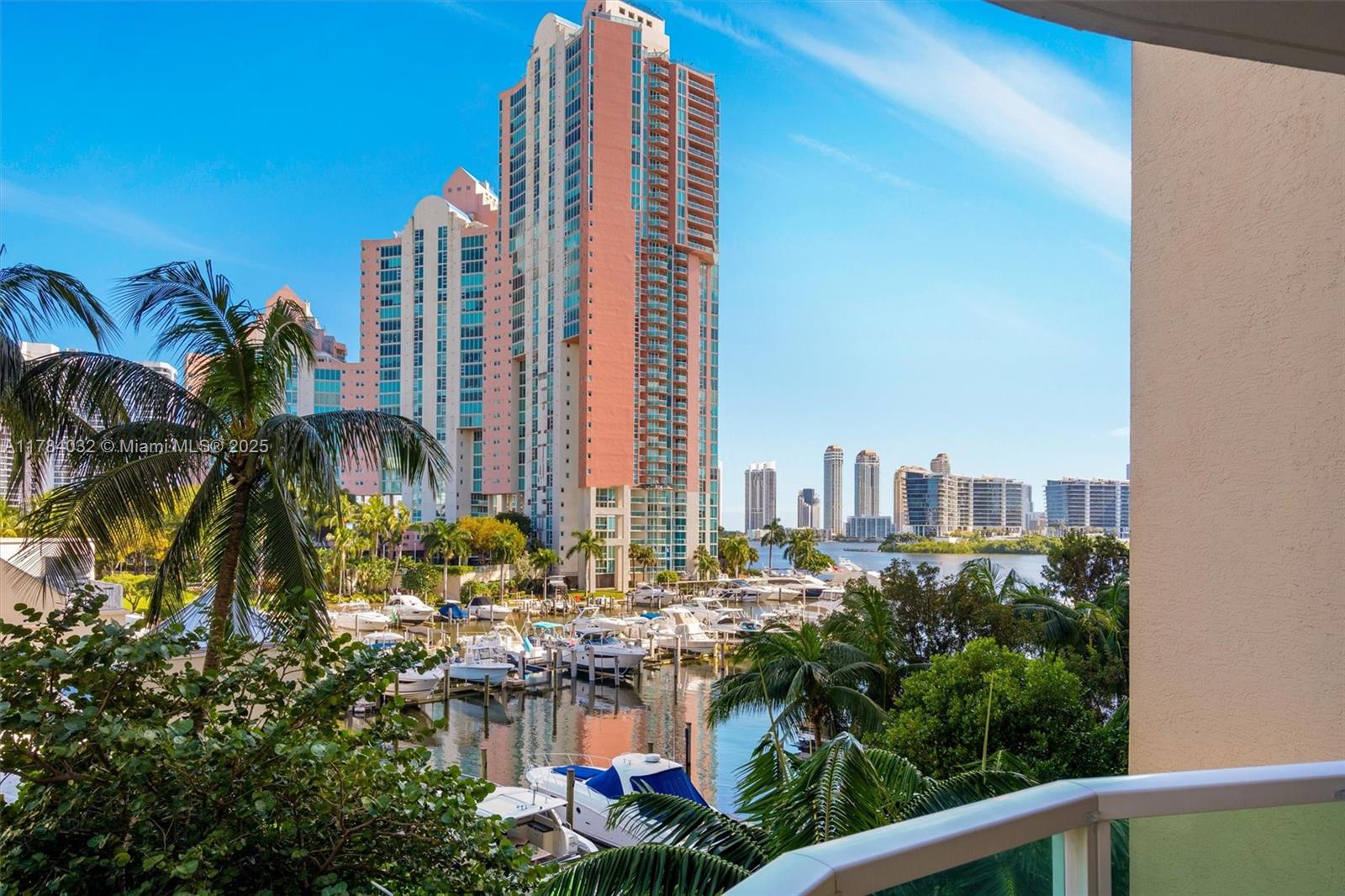 3340 NE 190th St #404, Aventura FL 33180