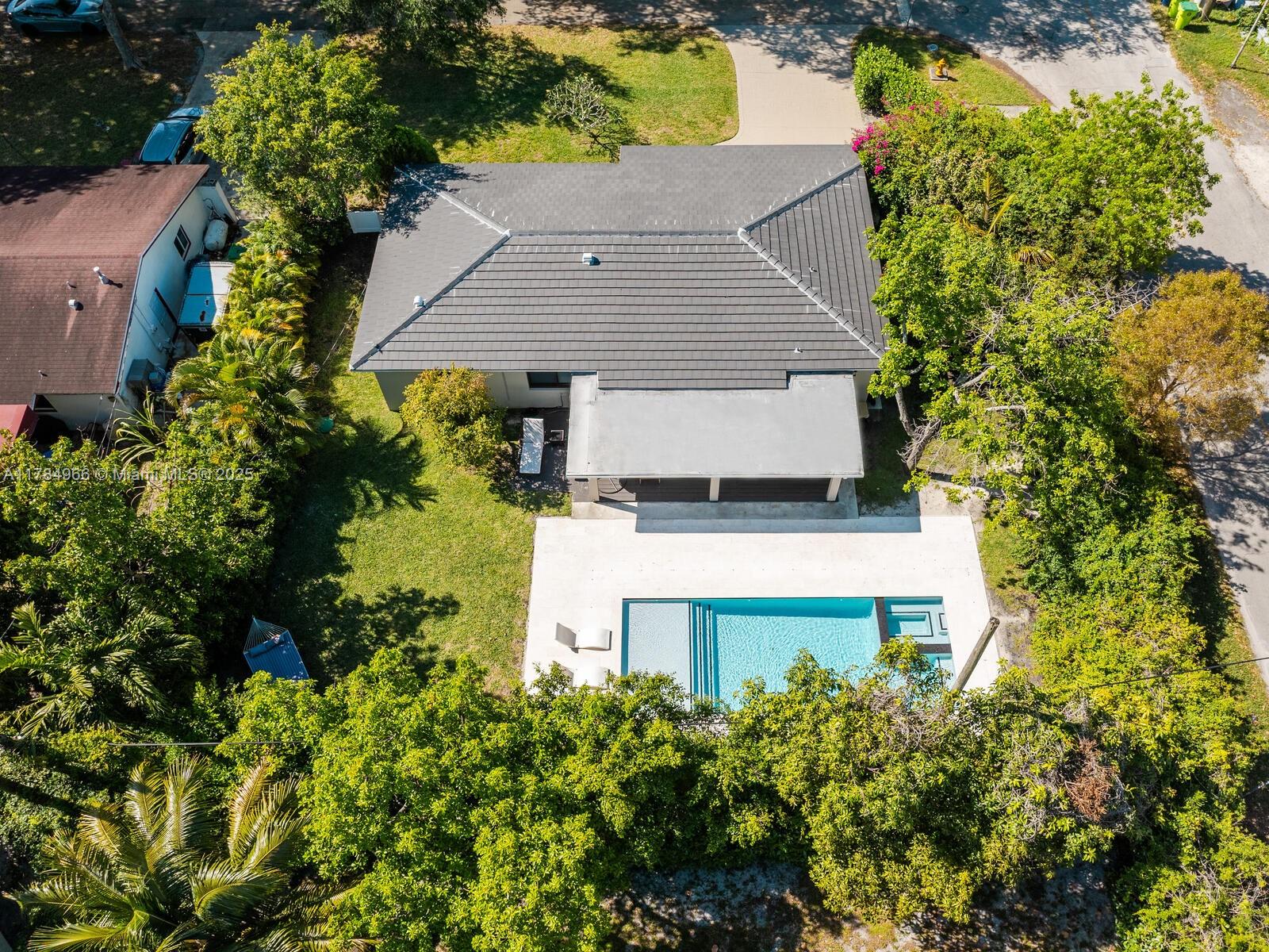 485 NW 89th St, El Portal, Florida image 44