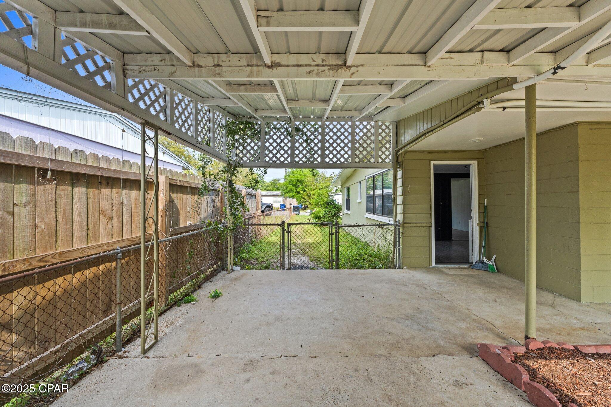 Image 14 For 1301 Oakland Drive