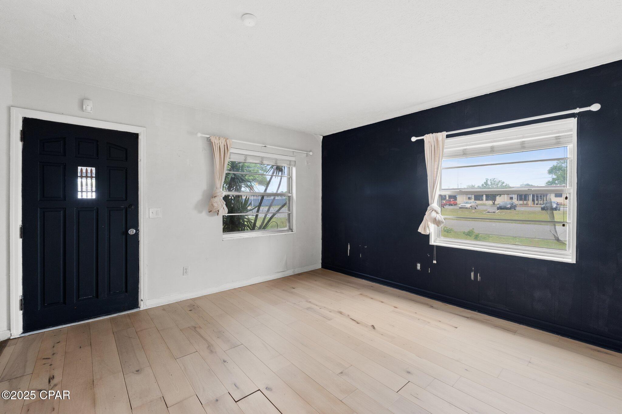 Image 25 For 1301 Oakland Drive