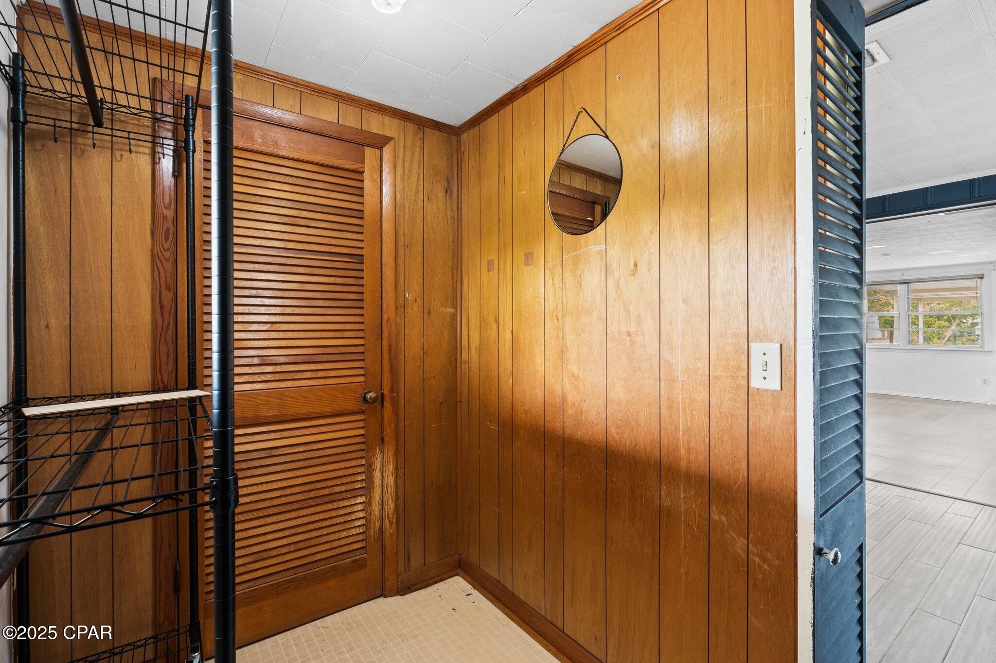 Image 9 For 1301 Oakland Drive