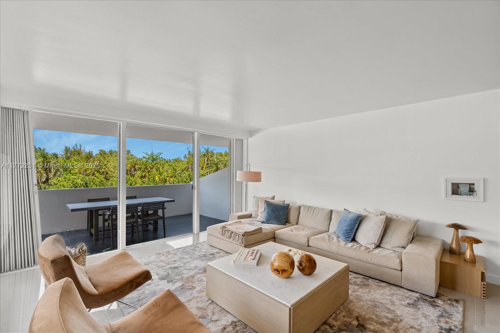 155 Ocean Lane Dr #208, Key Biscayne FL 33149