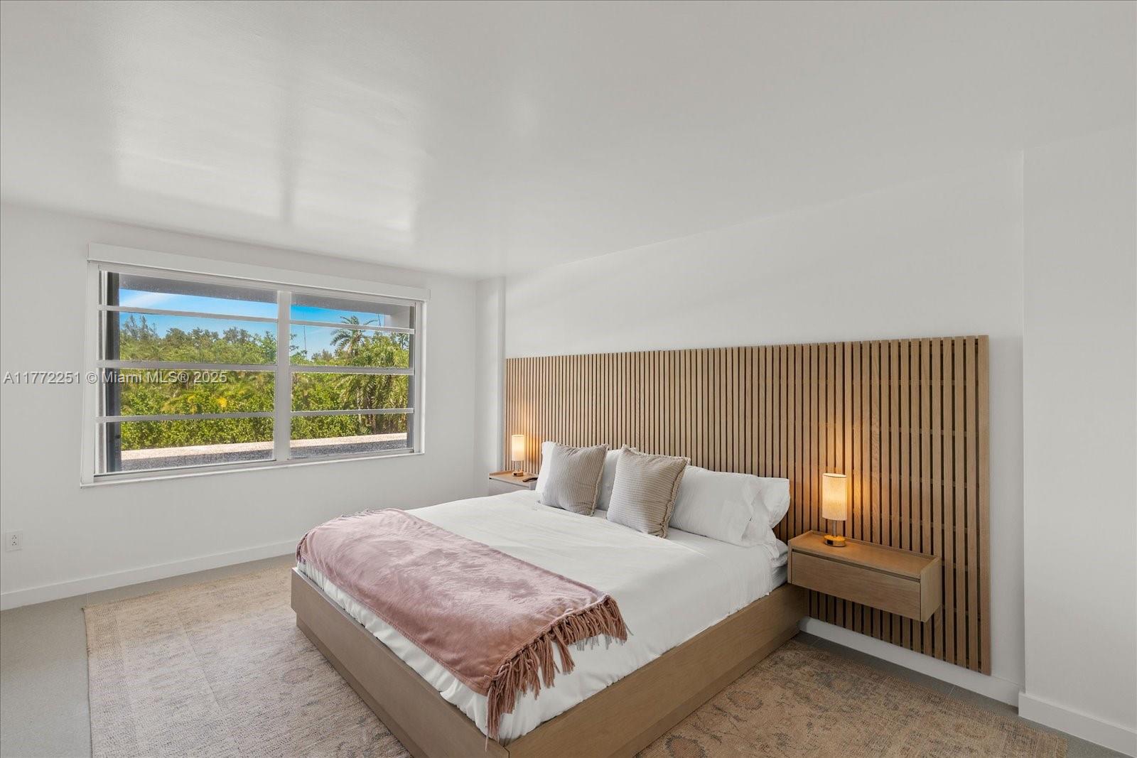 155 Ocean Lane Dr #208, Key Biscayne FL 33149
