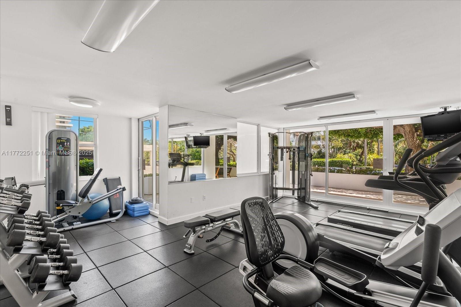 155 Ocean Lane Dr #208, Key Biscayne FL 33149