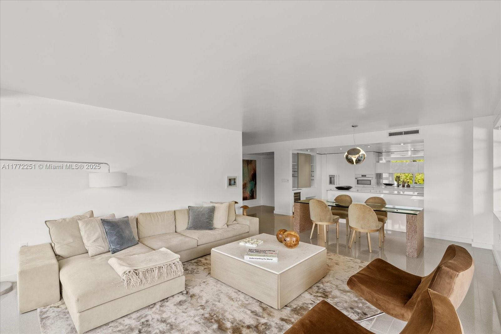 155 Ocean Lane Dr #208, Key Biscayne FL 33149