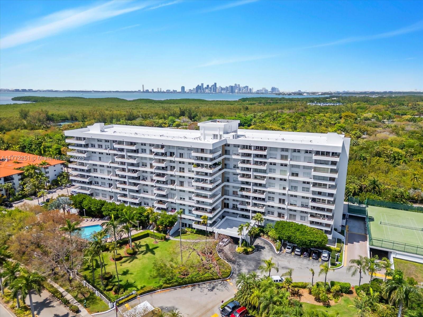 155 Ocean Lane Dr #208, Key Biscayne FL 33149