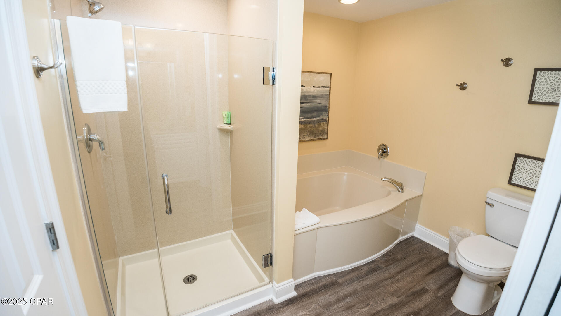 Image 11 For 9450 Thomas Drive 604bb