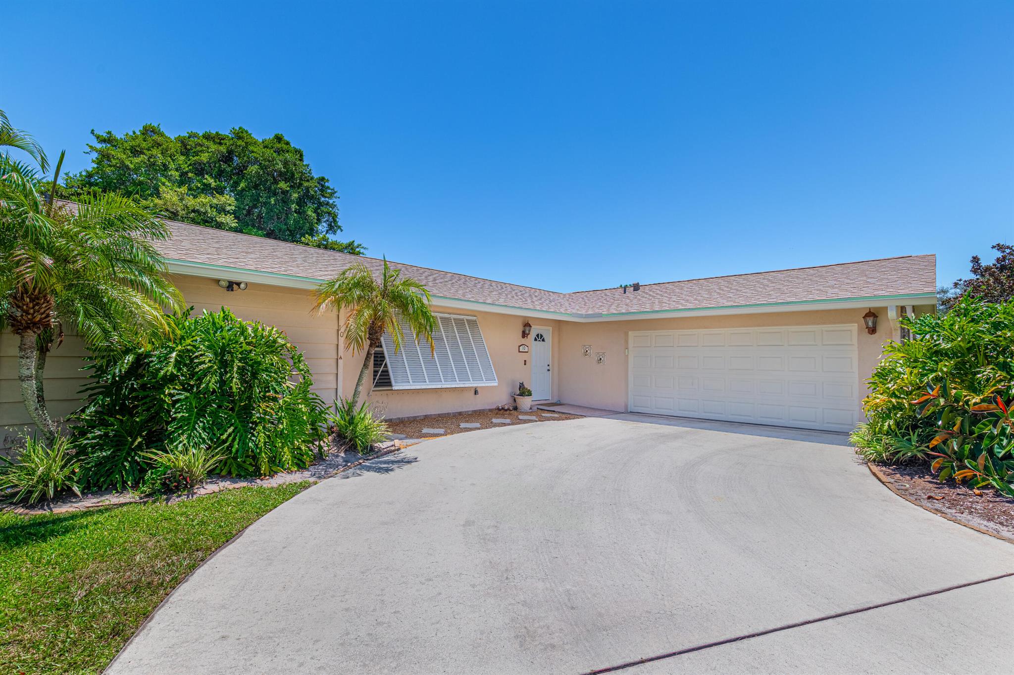 This exceptional residence is located in the center of Tequesta! Close to all the hotspots of Jupiter! The master suite, along with its bathroom, is situated on the northern side of the property, while the two additional bedrooms are located on the southern side, sharing a bathroom equipped with a tub and shower combination. The kitchen offers a view of the pool, enhancing the home's appeal. The backyard features an in ground pool and a screened patio, providing a perfect space for relaxation. Additionally, a fire pit has been thoughtfully constructed in the northeast corner of the yard. The home is close to the beaches and boat ramps! No HOA or restrictions! Brand new AC unit! Schedule a showing today! NEW ROOF JUST FINISHED!!